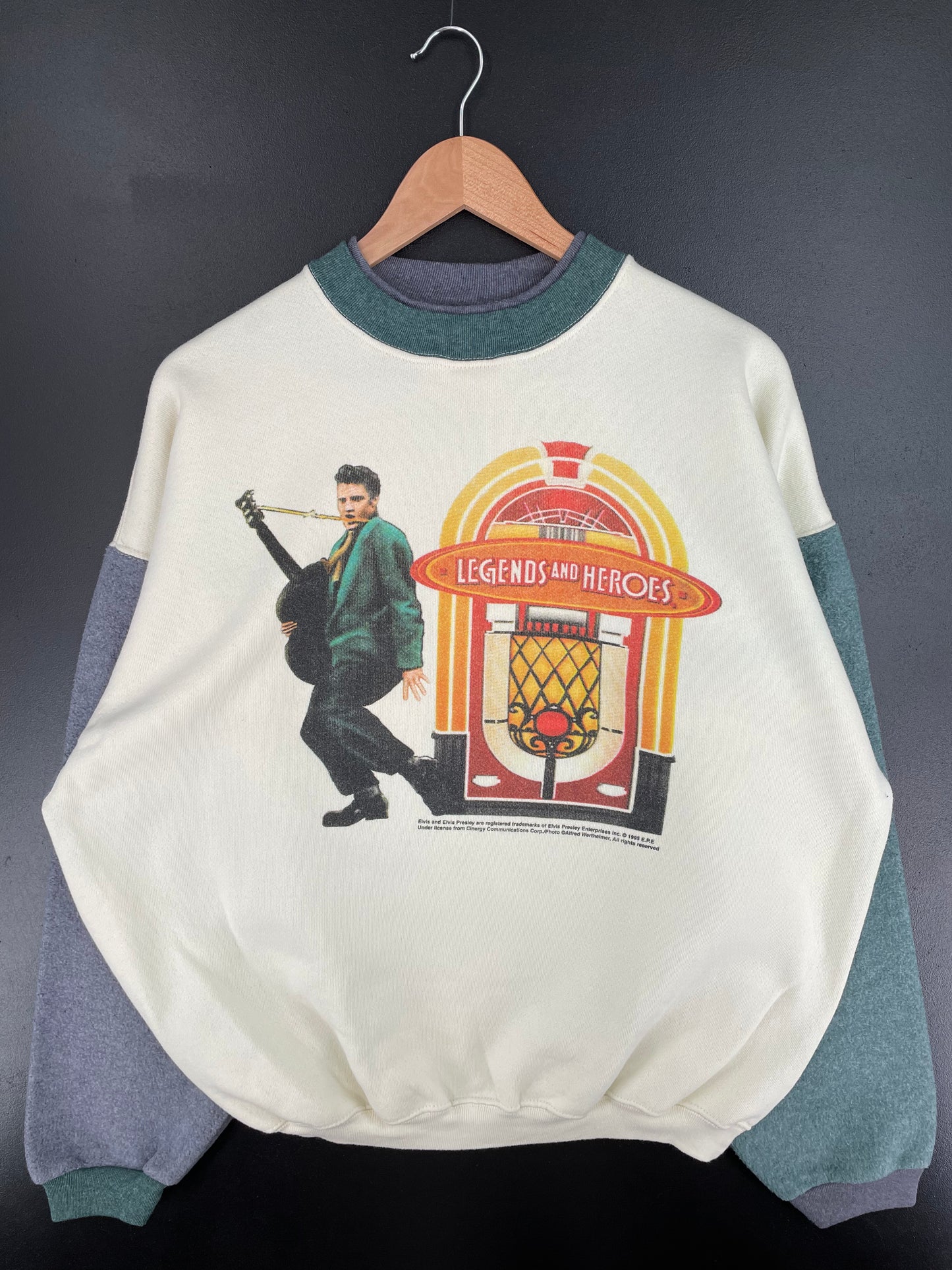 1995 ELVIS PRESLEYSize XL Vintage Sweat-shirt / A635