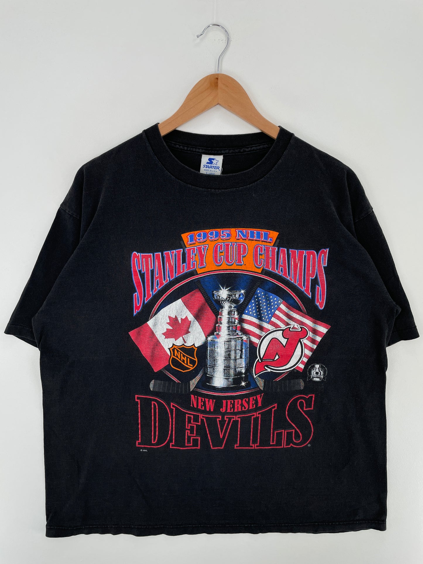 1995 STARTER x NEW JERSEY DEVILS Size XL Vintage NHL T-Shirt / A3852