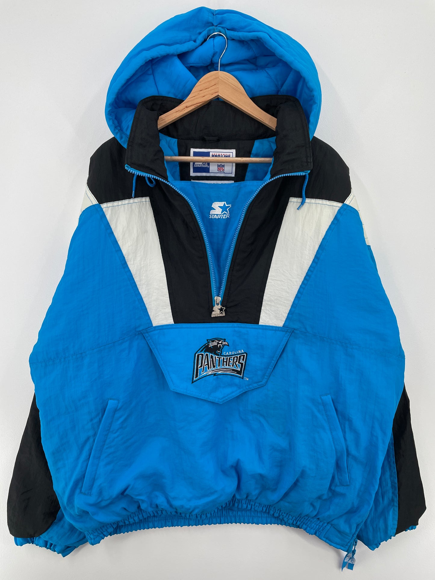 90’s STARTER x CAROLINA PANTHERS Size XL NFL Padded Nylon Jacket / A8277