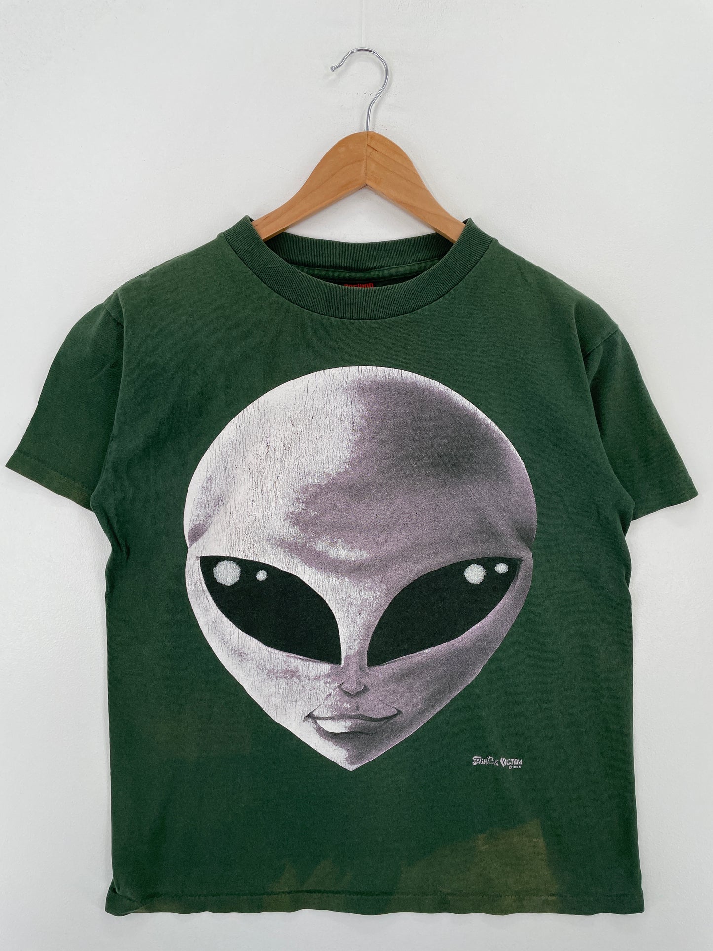 1995 FASHION VICTIM Made in USA Size M Vintage T-Shirt / A7803