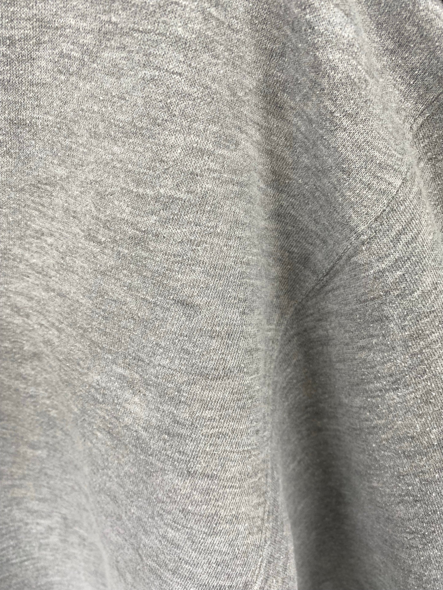 00’ DISNEY WINNIE THE POOH Size L Vintage Sweat-shirt / E528