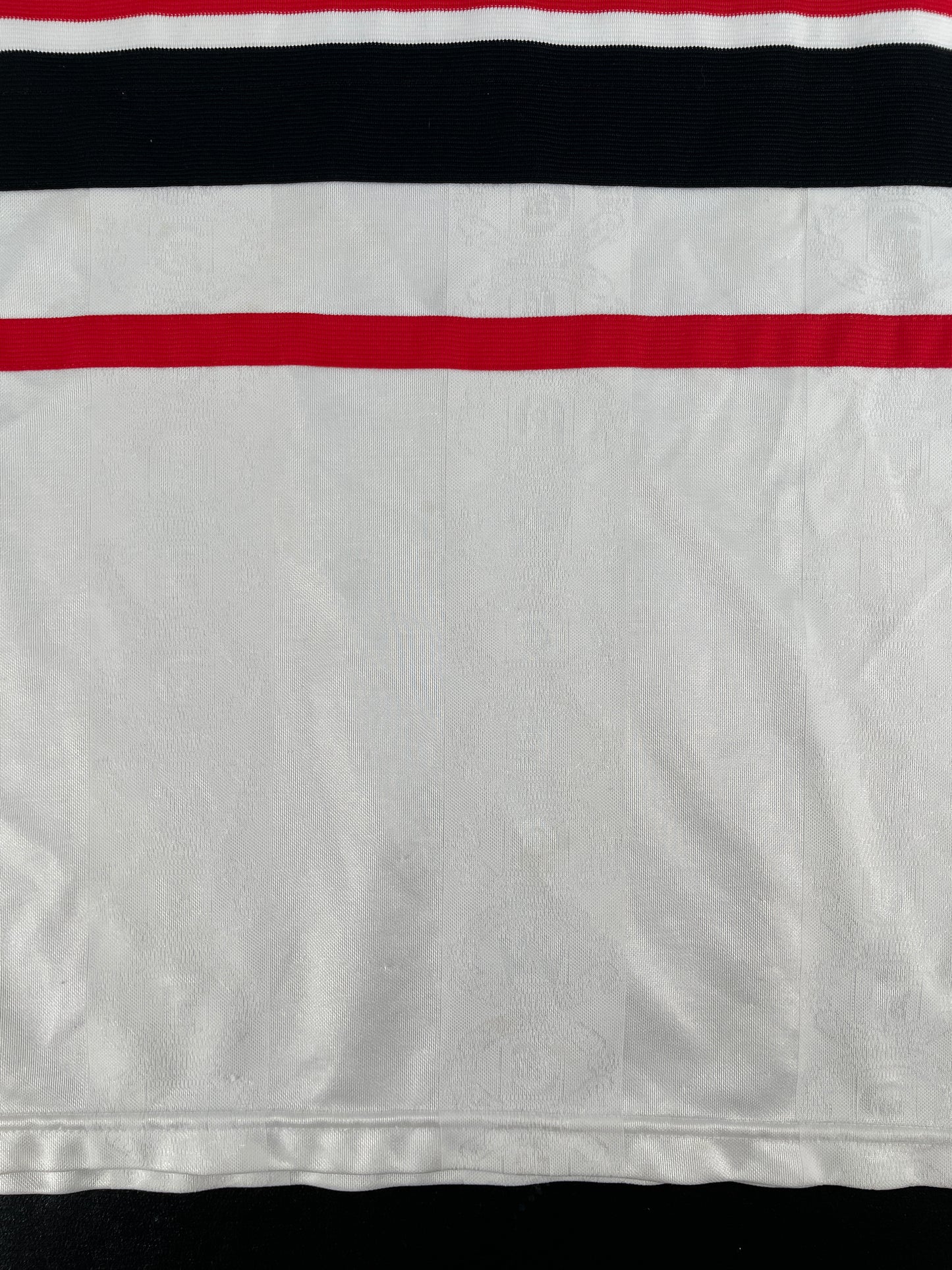 Vintage UMBRO SHARP x MANCHESTER UNITED Size XL Jersey T-Shirt / F7803T
