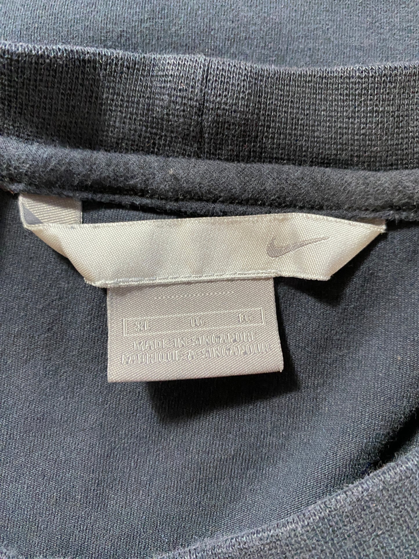00' NIKE MINI SWOOSH Size XL Vintage T-shirt / G1914T