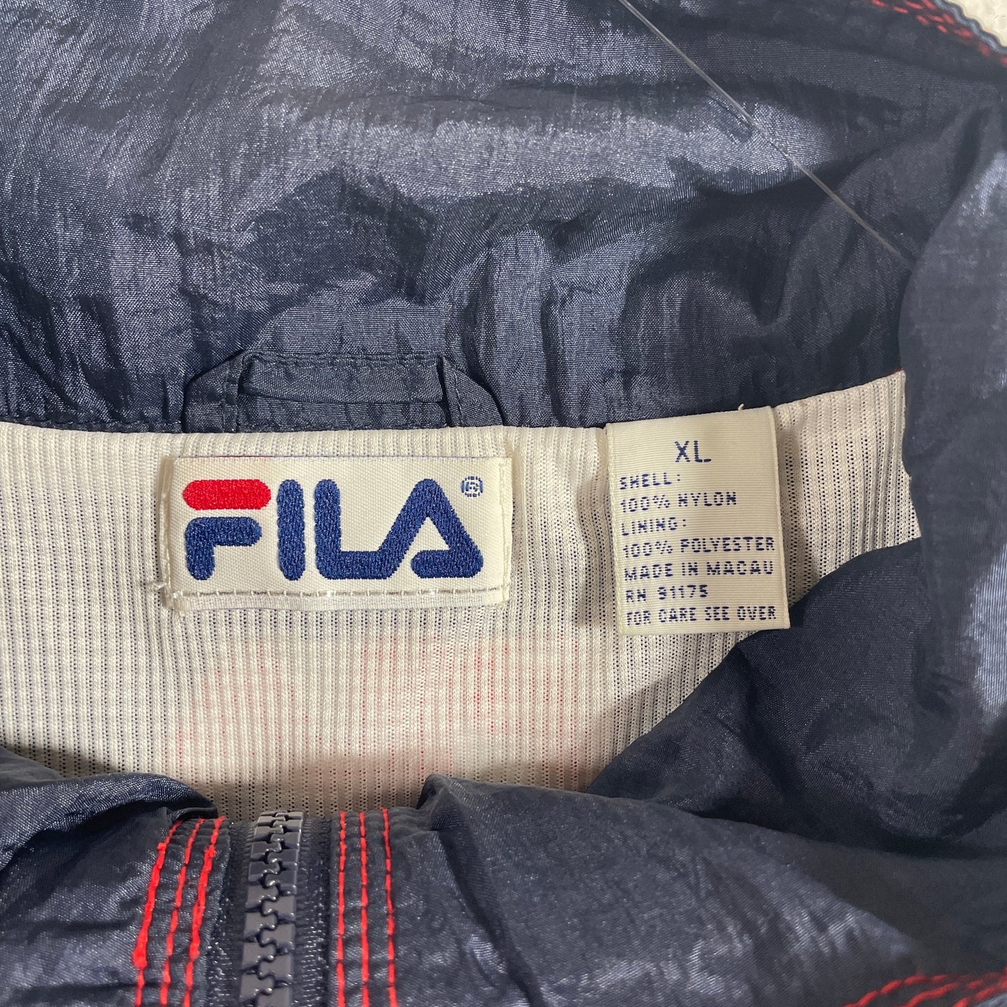 (XL) 90’s FILA Vintage Nylon Jacket  / A1309N