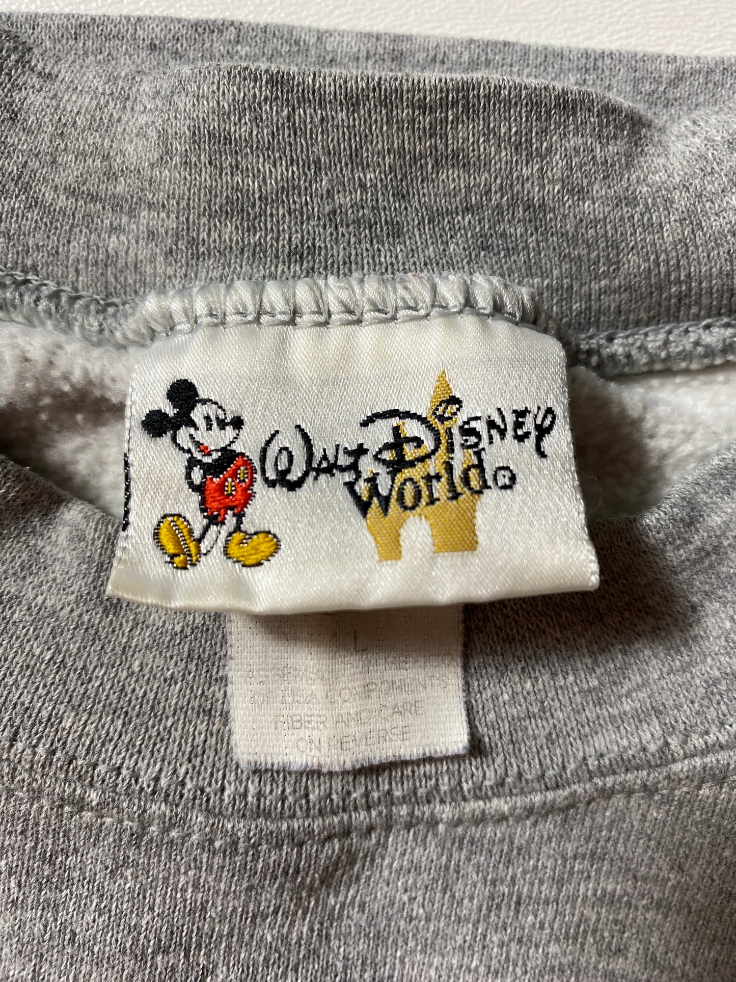 Vintage DISNEY 100 YEAR OF MAGIC Size XL Sweat-Shirt / G4573S