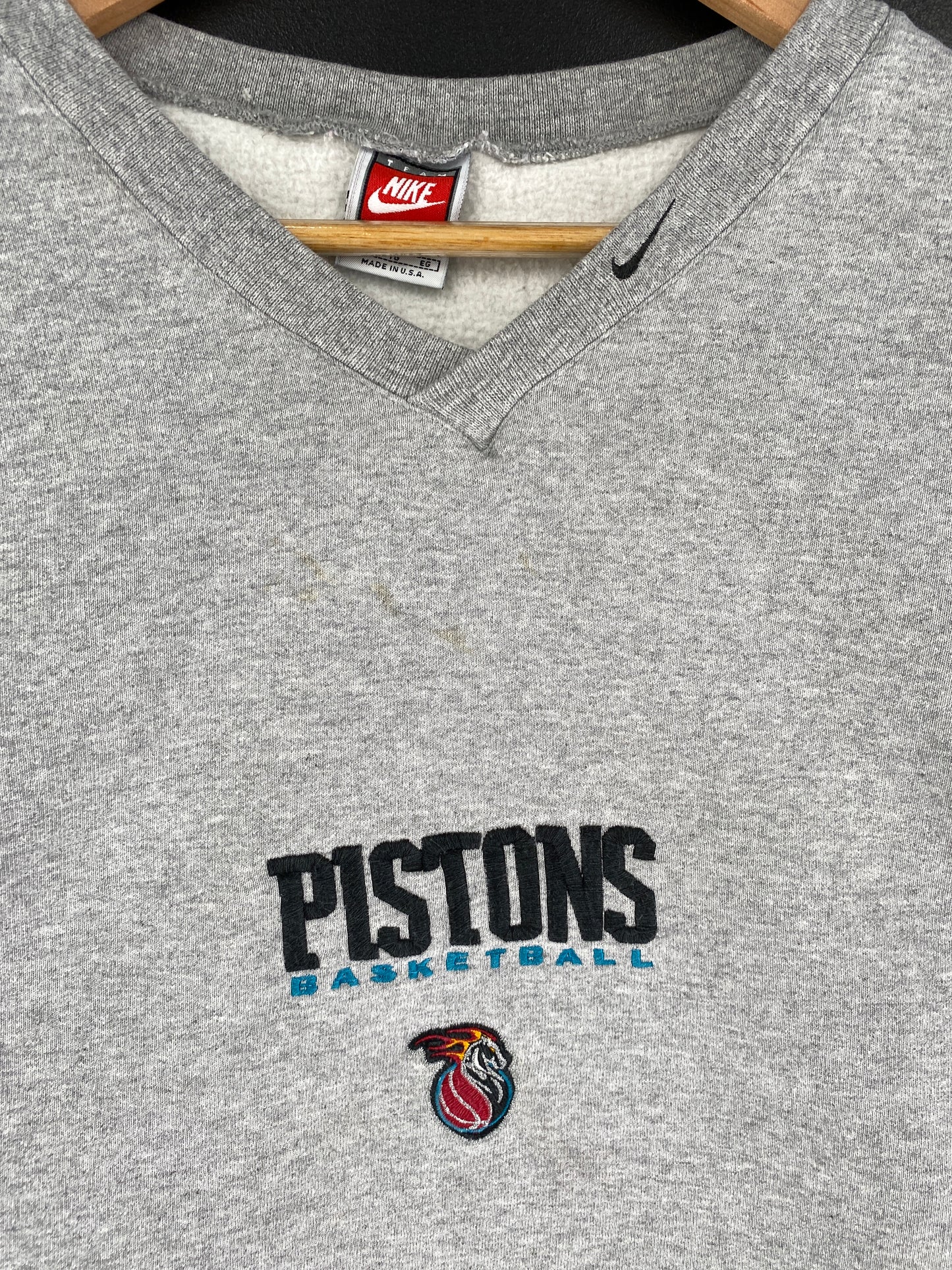 90's NIKE PISTONS Made in USA Size XL Vintage NBA Sweat-shirt / F3273S