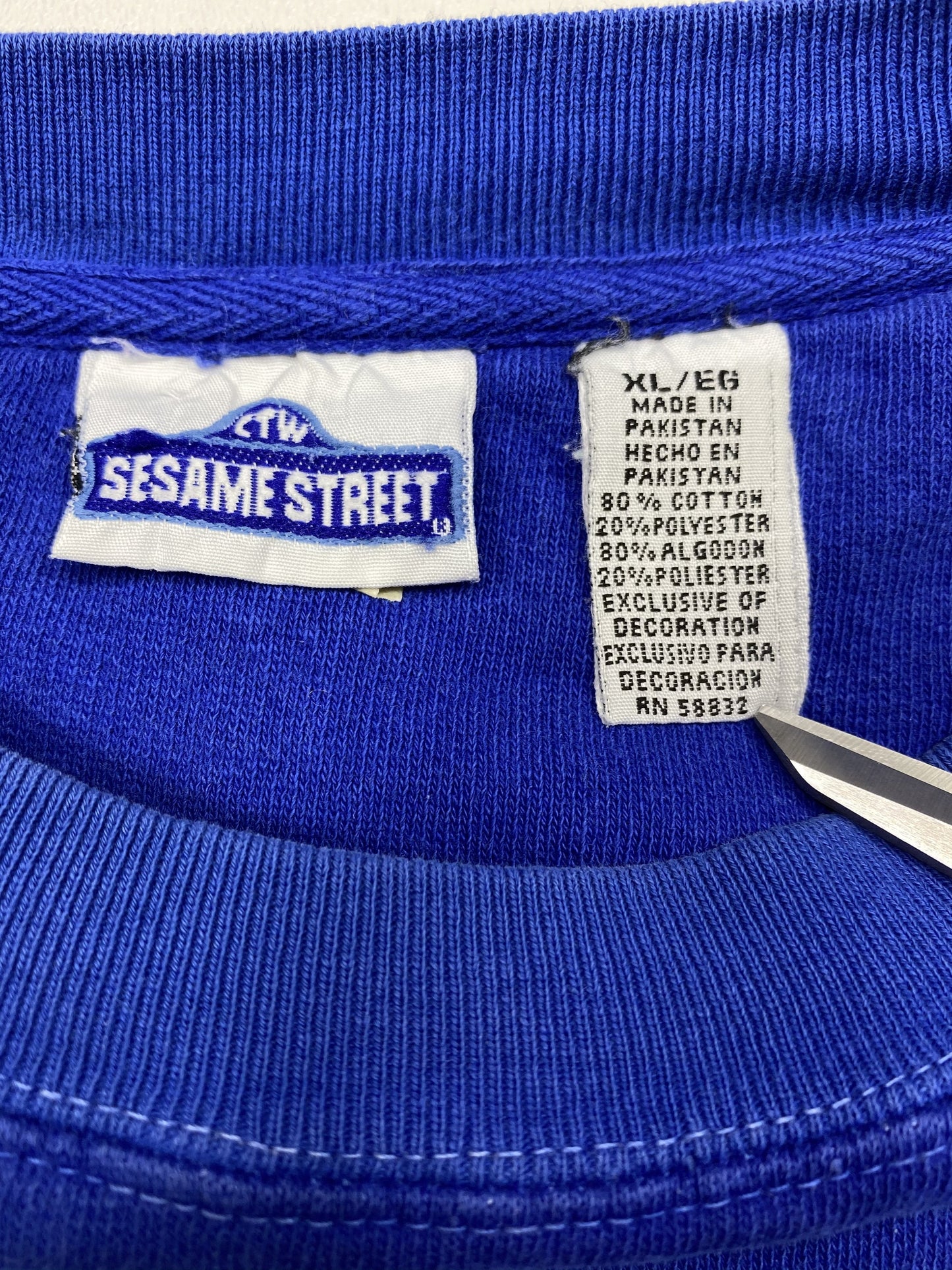 90’s Sesame Street ELMO Size XL Vintage Sweat-Shirts / F7689S