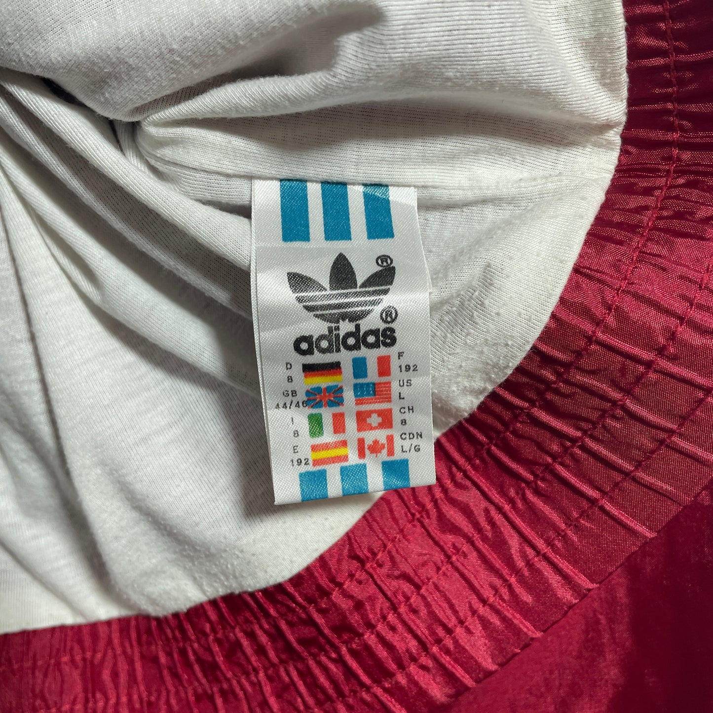 (L) 90's ADIDAS Vintage Nylon Jacket / A1307N