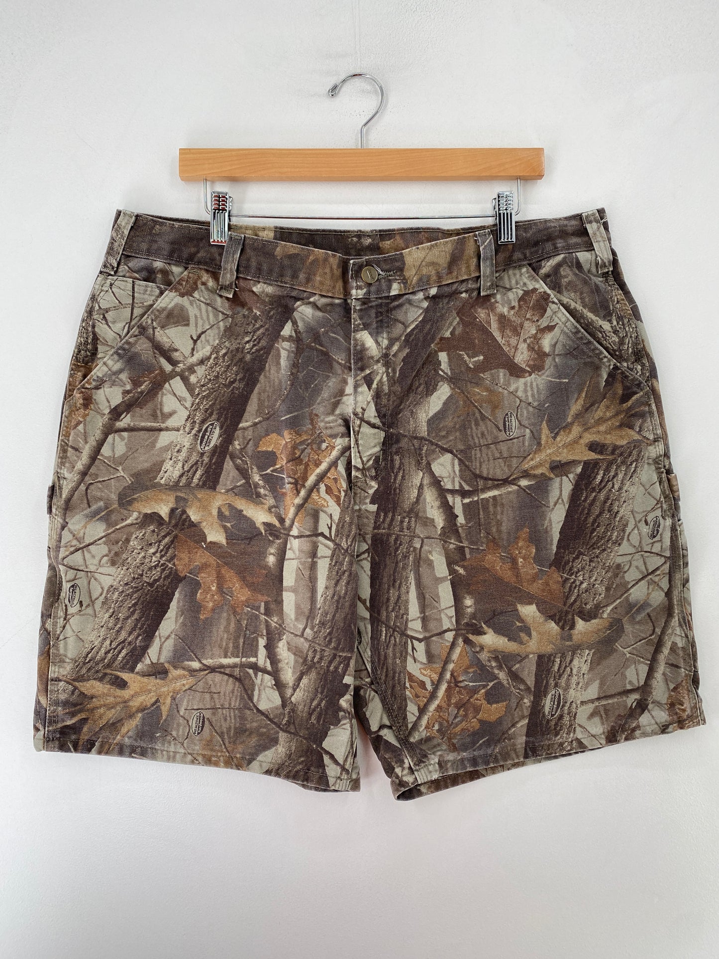 Vintage CARHARTT CAMO Size W39 x L10 Denim Shorts / F9918P