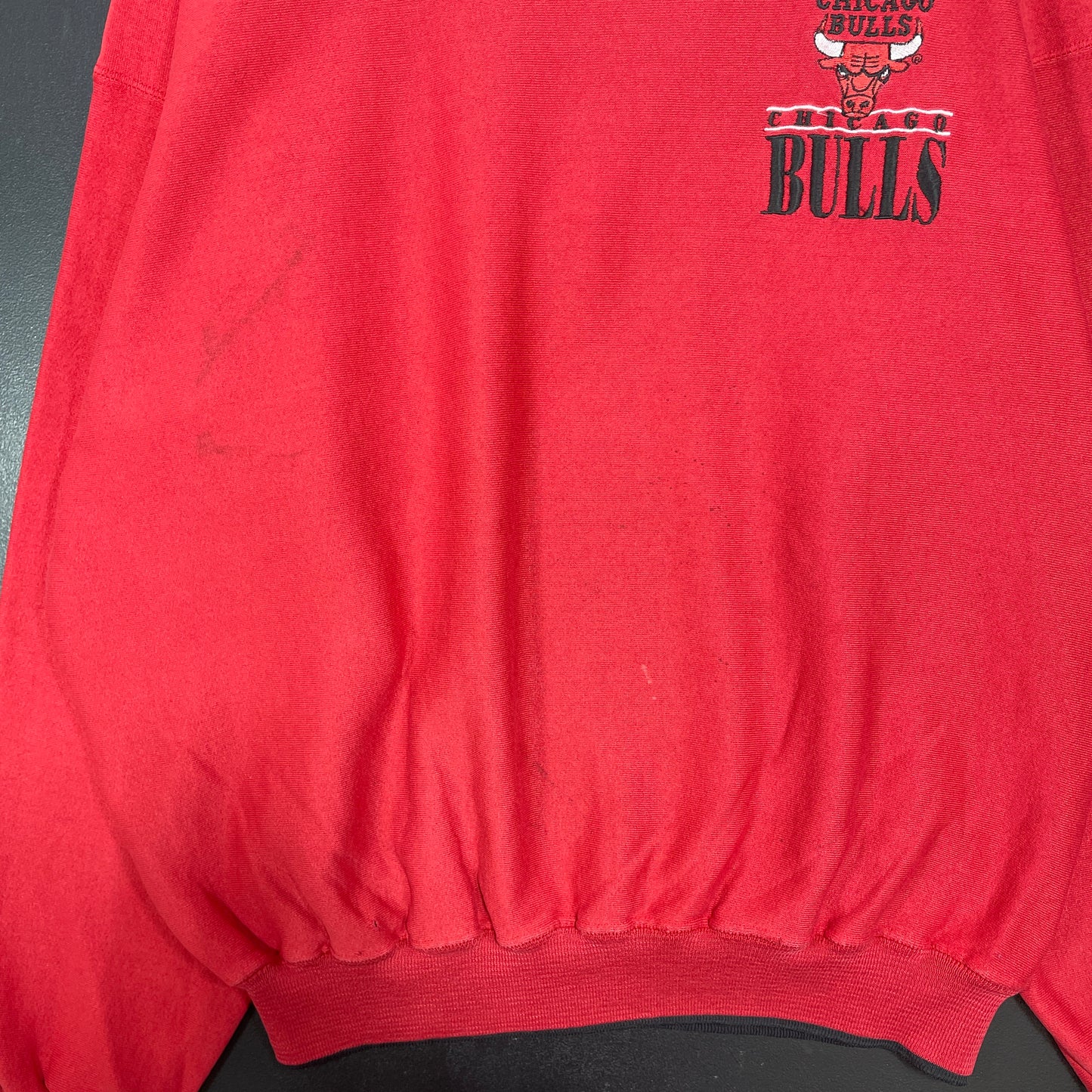 (Approx.L) 90’s CHICAGO BULLS Vintage NBA Sweatshirt / A1539S
