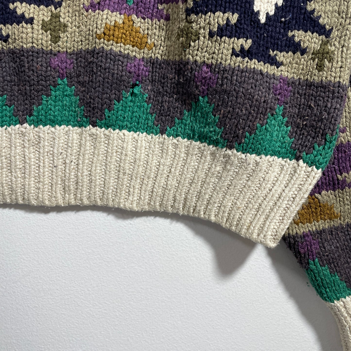 (L) Vintage SAKS FIFTH AVENUE Wool Knit Sweater / A1259K