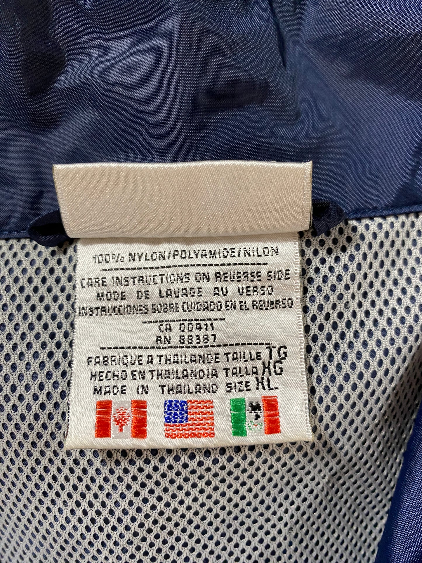 90’s ADIDAS Size XL Nylon Jacket / G4766N