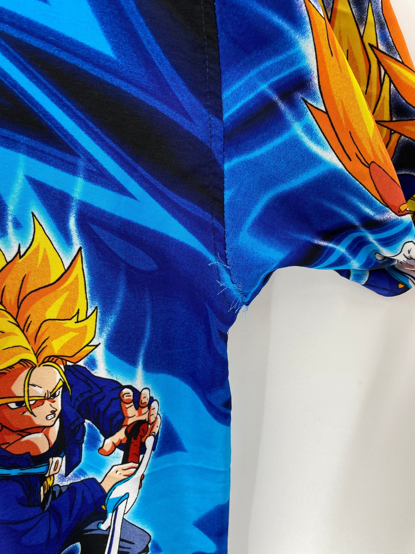 VINTAGE DRAGON BALL Z Size XL Button Down Shirt / F9889B