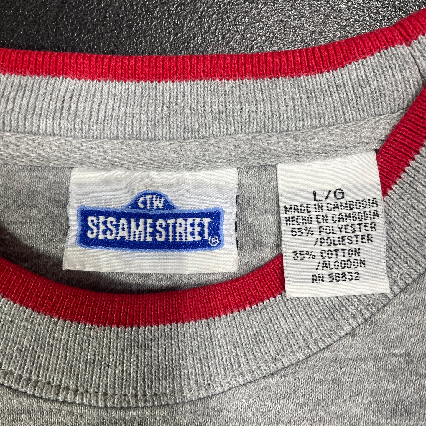 (L) Vintage SESAME STREET ELMO Sweatshirt / A1526S