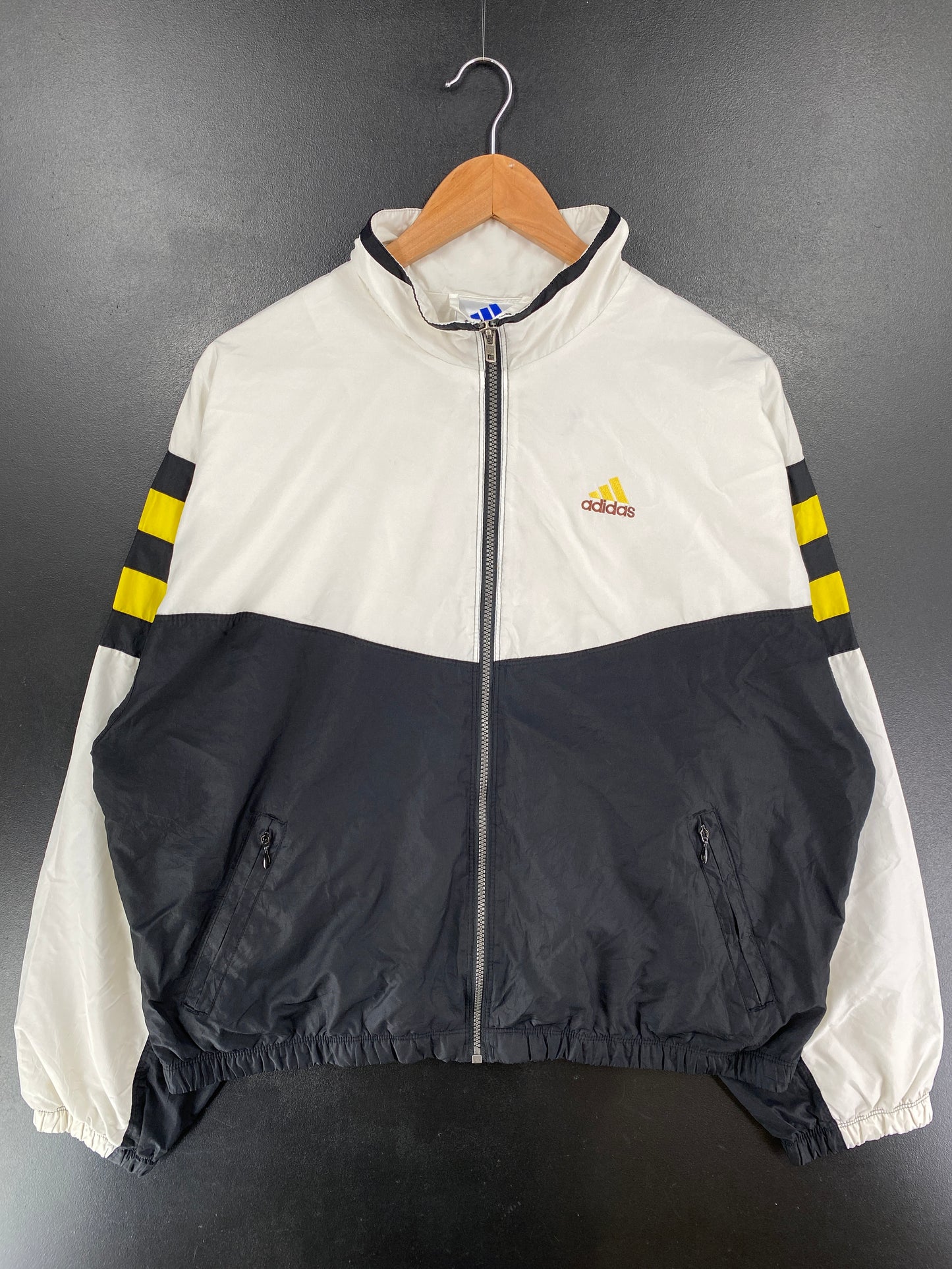 90’s ADIDAS Size L Nylon Jacket / G4764N