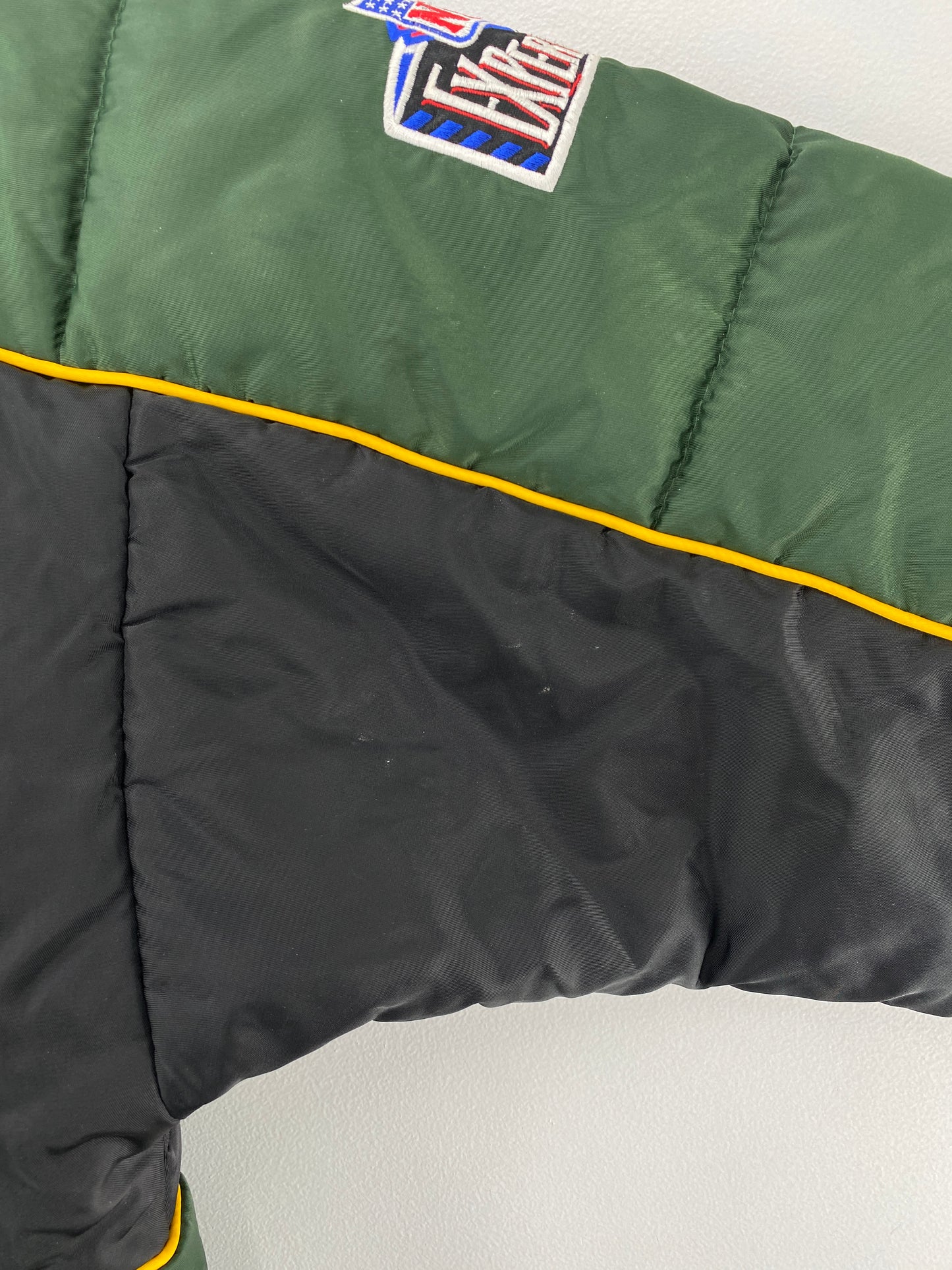 .90's PRO PLAYER  x GREEN BAY PACKERS Size M Vintage NFL Padded Jacket / F8801N