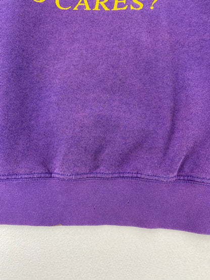 90's "WHO CARES?" Made in USA Size L Vintage Sweat-shirt / F9140S