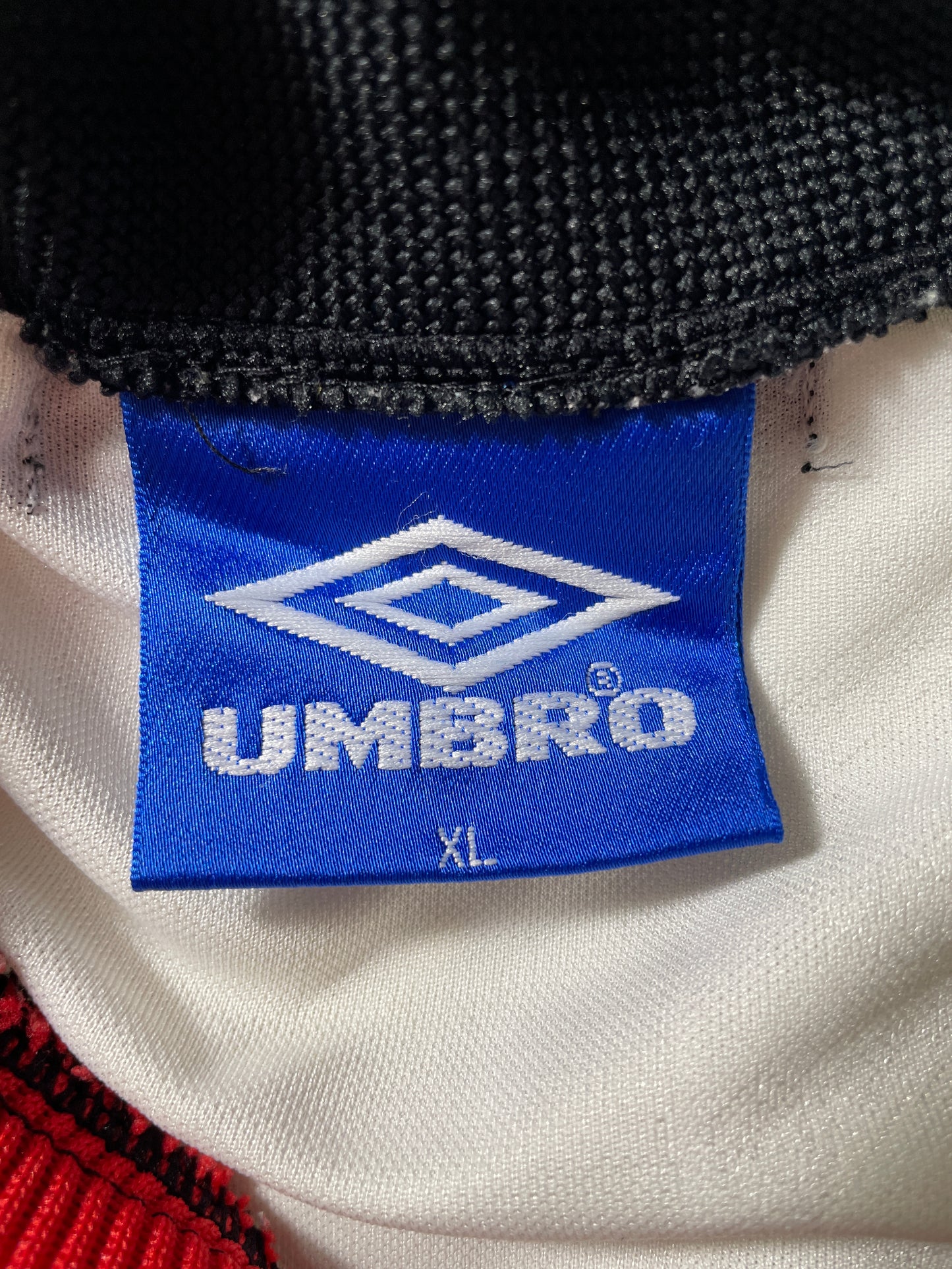 Vintage UMBRO SHARP x MANCHESTER UNITED Size XL Jersey T-Shirt / F7803T