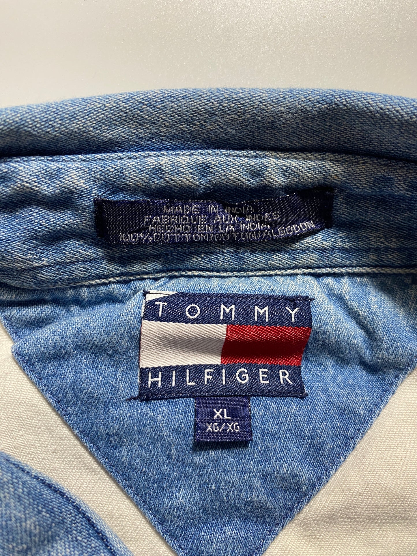 90’s TOMMY HILFIGER Size XL Button Down Shirt / F2487B