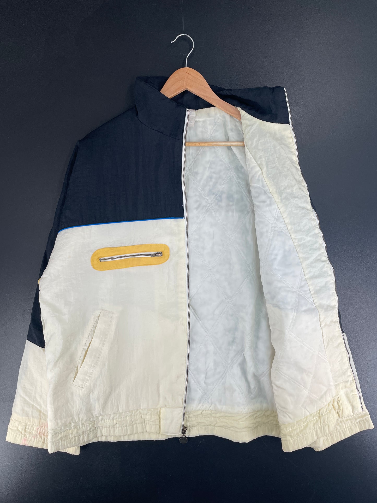 90’s ADIDAS Size Approx. XL Nylon Zip-up Jacket / F5365N