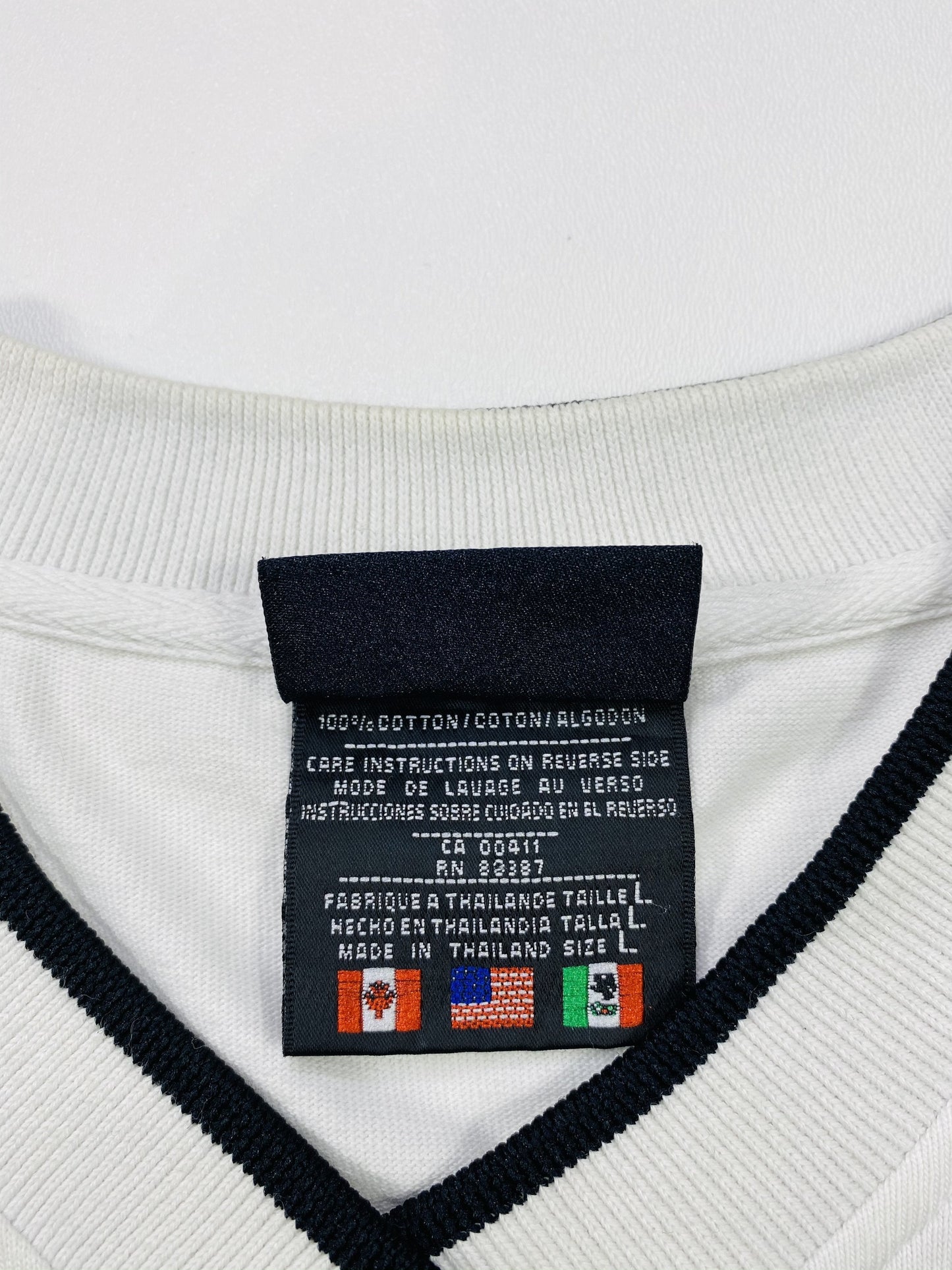 90's ADIDAS Size L Vintage Long sleeve T-shirt / F8584S