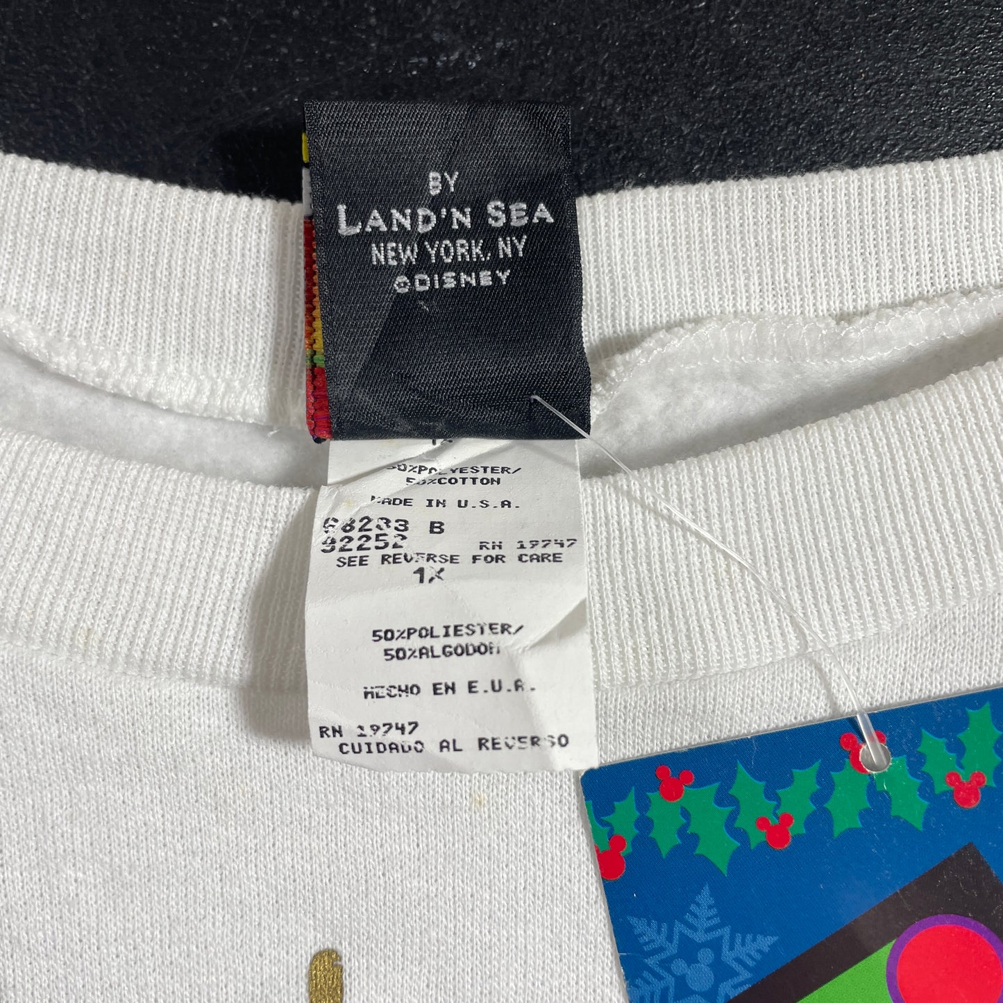 (1X) 90’s Dead Stock DISNEY MICKEY AND FRIENDS CHRISTMAS Sweatshirt / A1356S