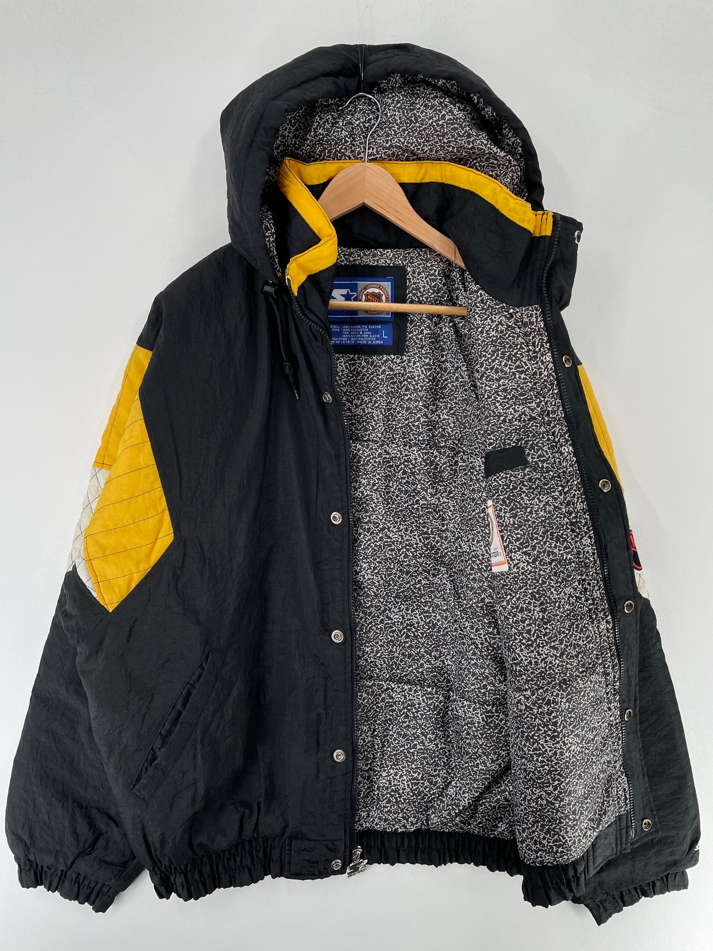 90's STARTER x BOSTON BRUINS Size L Vintage NHL Padded Nylon Jacket / F3332N