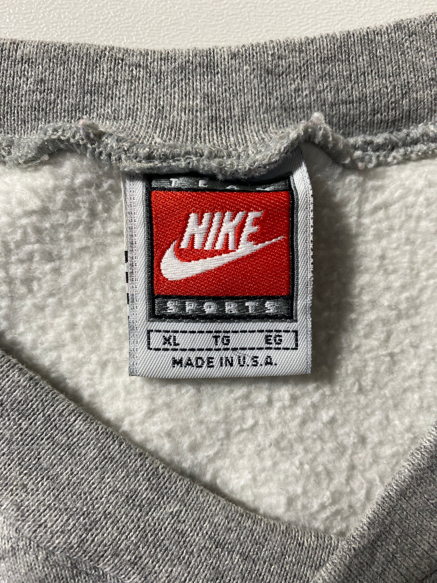 90's NIKE PISTONS Made in USA Size XL Vintage NBA Sweat-shirt / F3273S