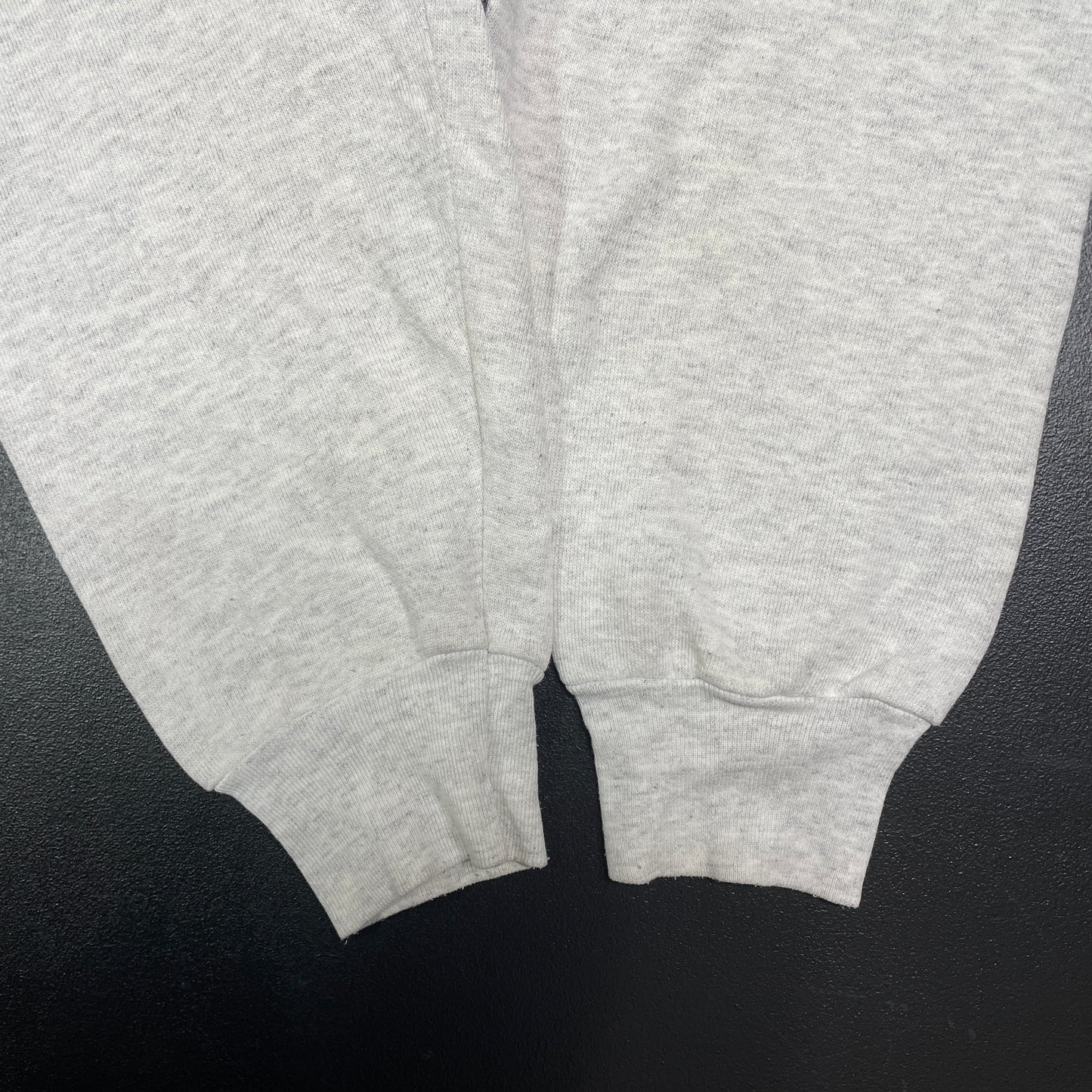 (L) 90’s DISNEY POOH Vintage Sweatshirt / A1578S