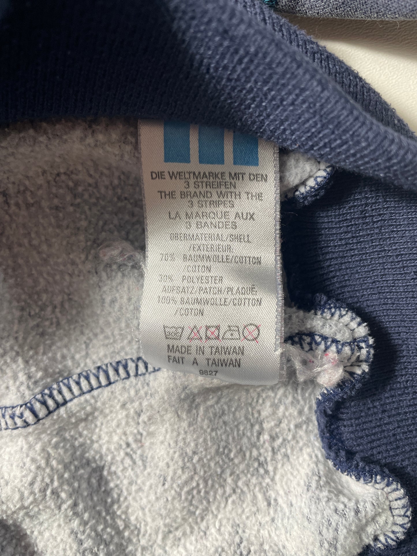 90's ADIDAS Size M Vintage Sweat-shirt / G4098S