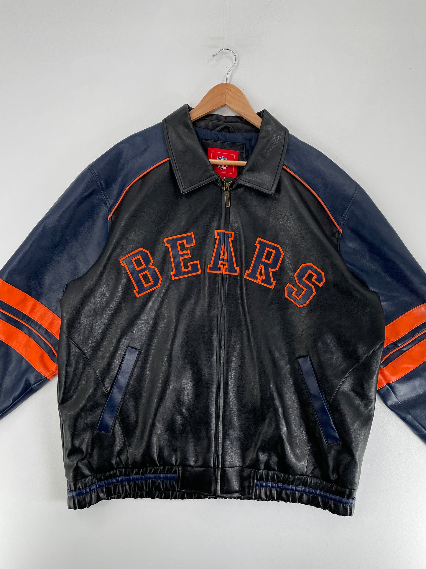 Vintage CHICAGO BEARS Size L NFL Faux Leather Jacket / F5581J