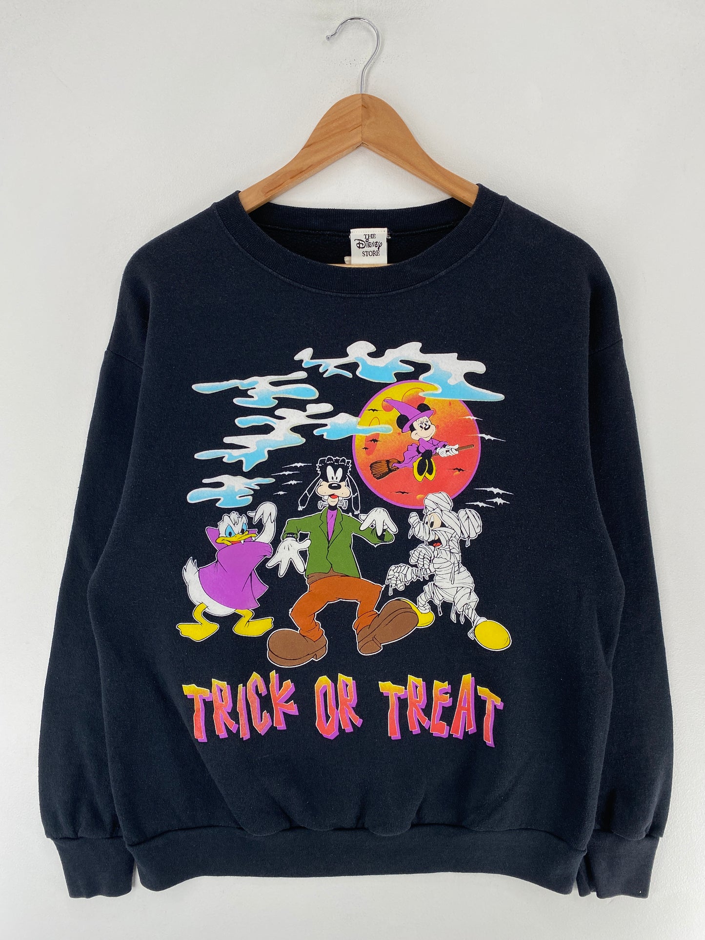 00' DISNEY MICKEY AND MINNIE HALLOWEEN Made in USA Size L Vintage Sweat-Shirt / F3381S
