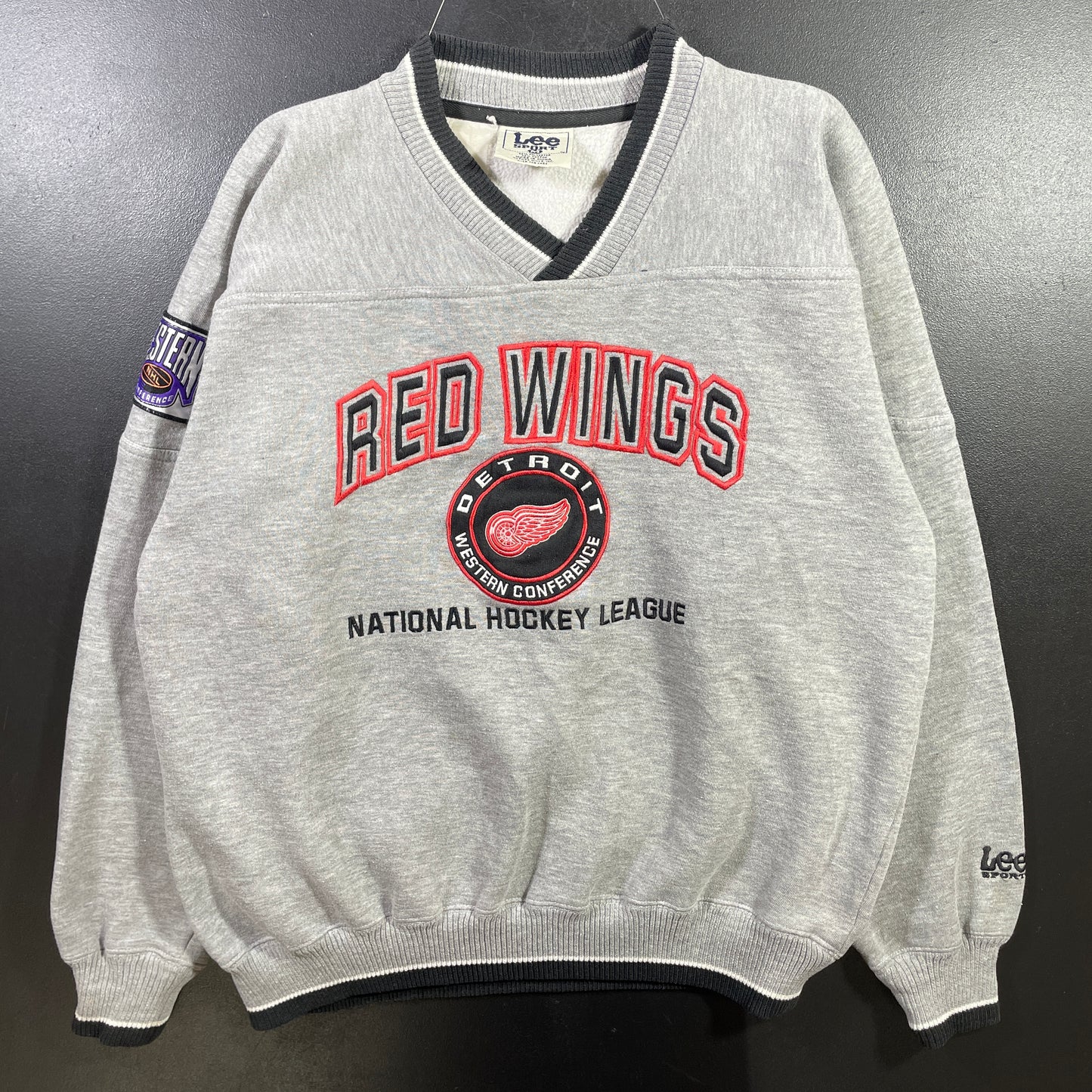(M) 90’s DETROIT RED WINGS Vintage NHL Sweatshirt / A1019S