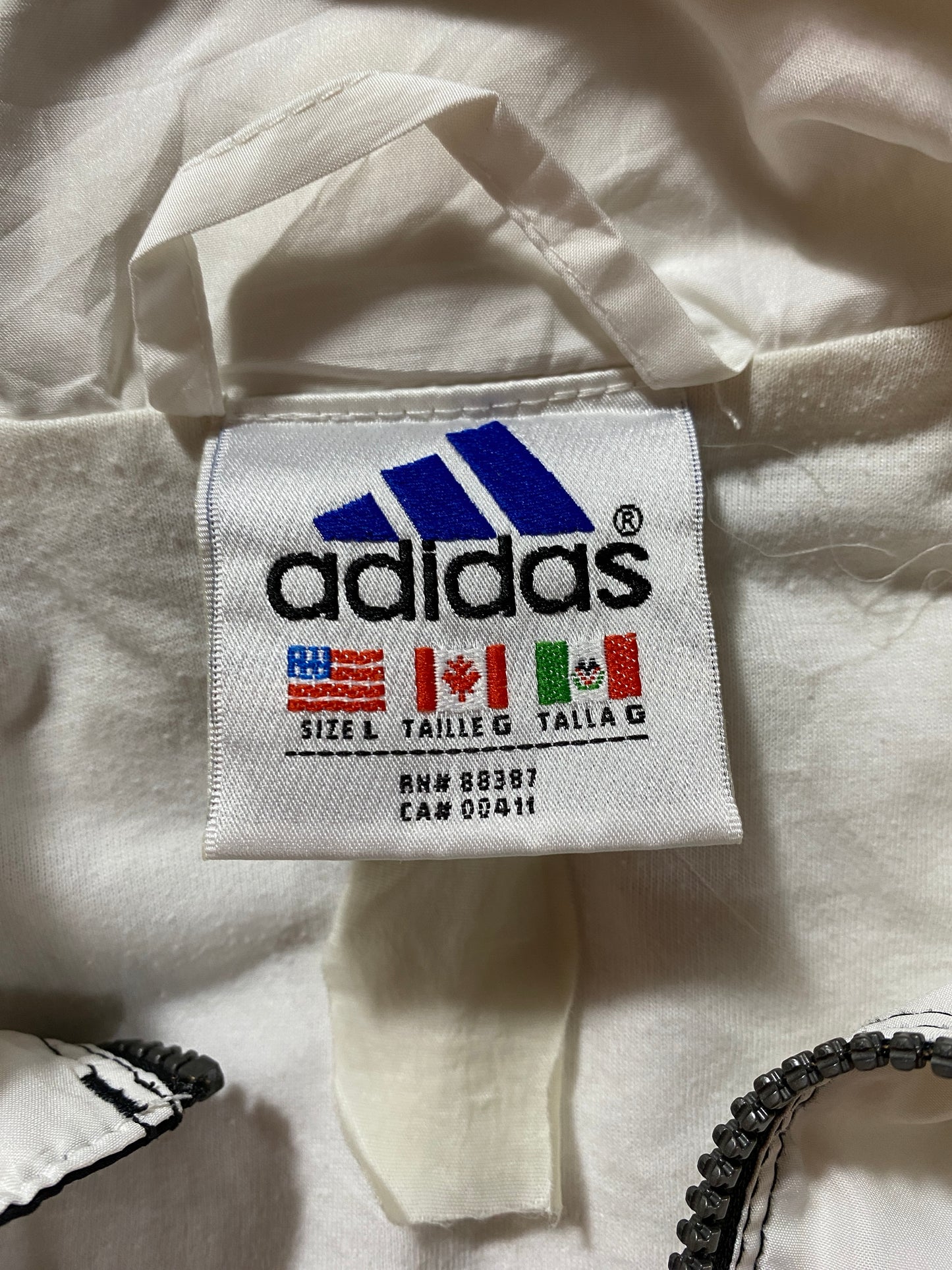 90’s ADIDAS Size L Nylon Jacket / G4764N