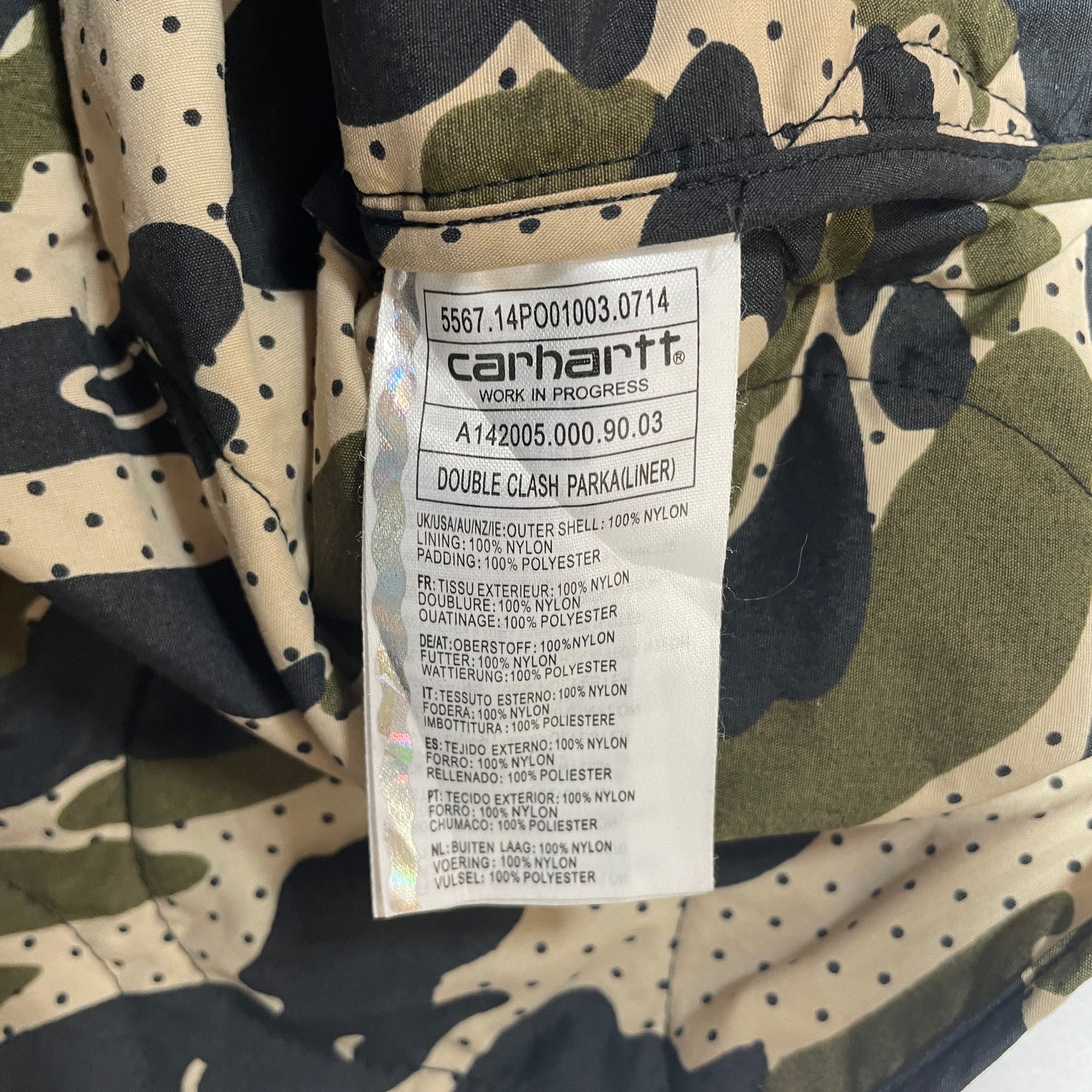 (M) Vintage CARHARTT Camo Liner Nylon Jacket / A1394J