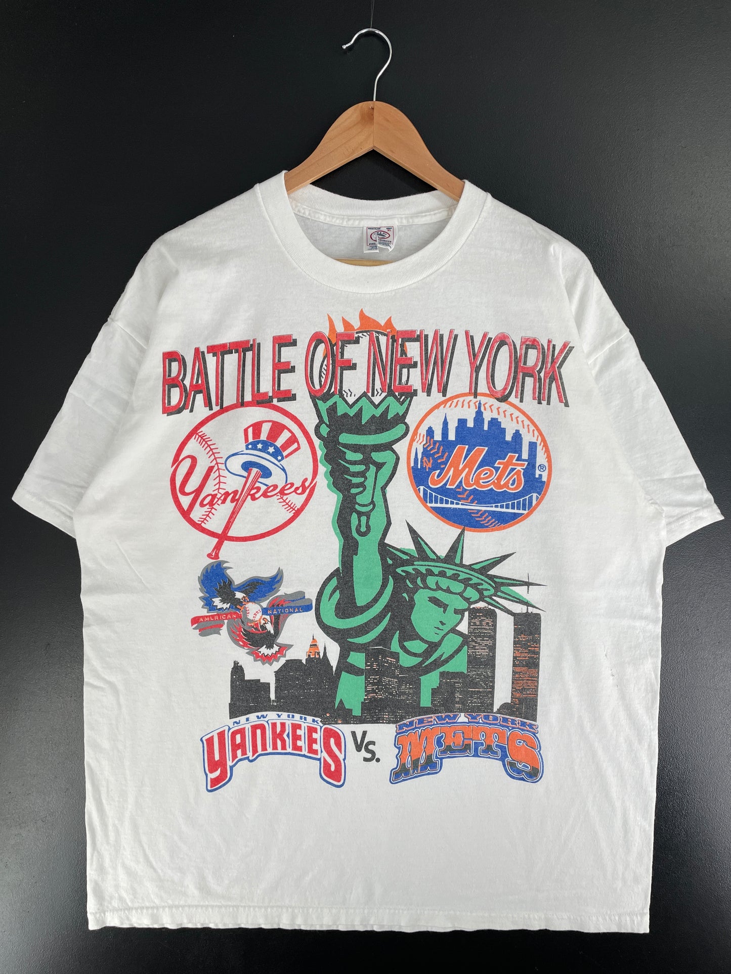 1998 BATTLE OF NEW YORK Size XL Vintage MLB T-Shirt / F7881T