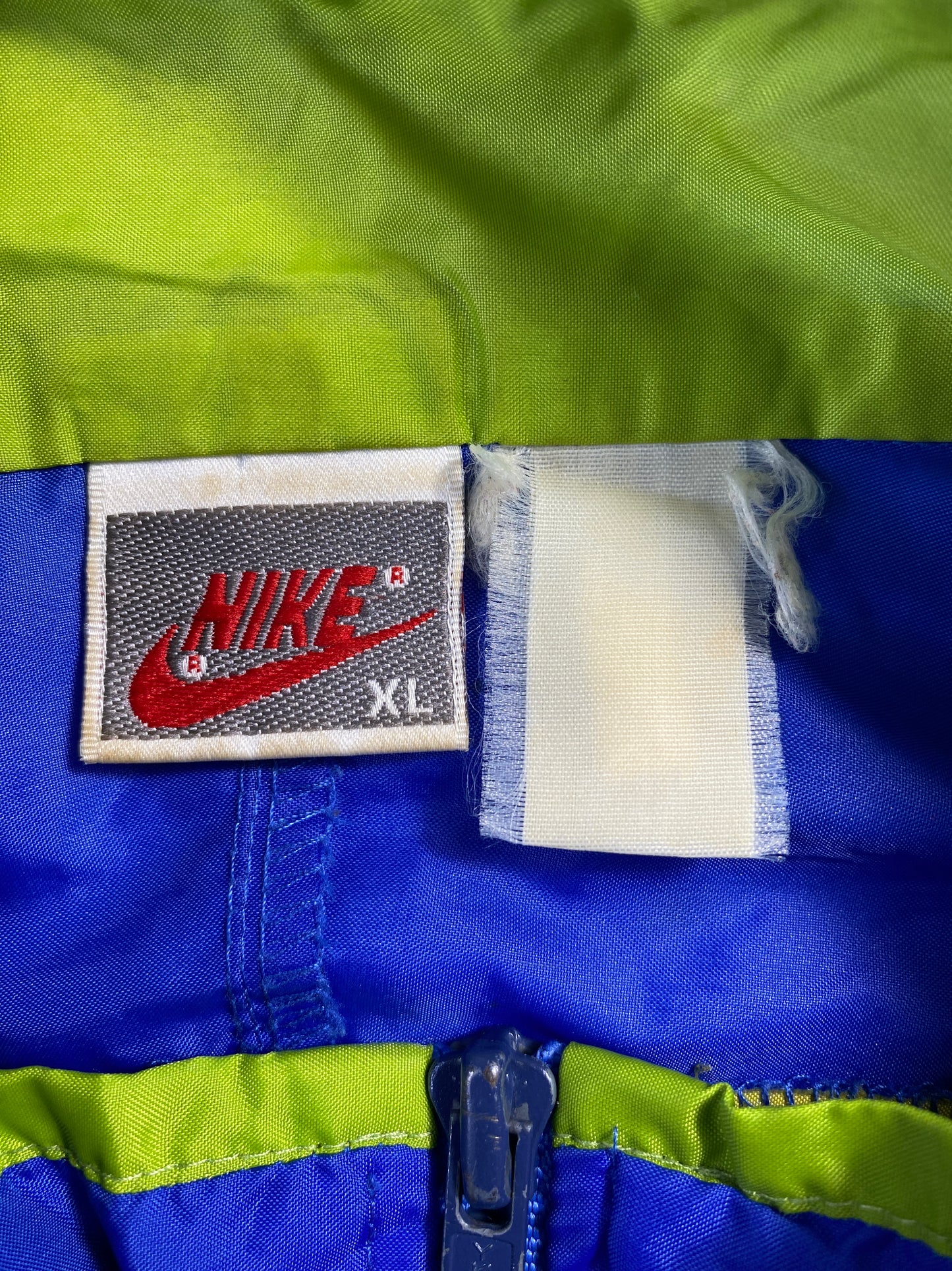 90's NIKE SILVER TAG Size XL Vintage Zip-up Nylon Jacket/ F3716N