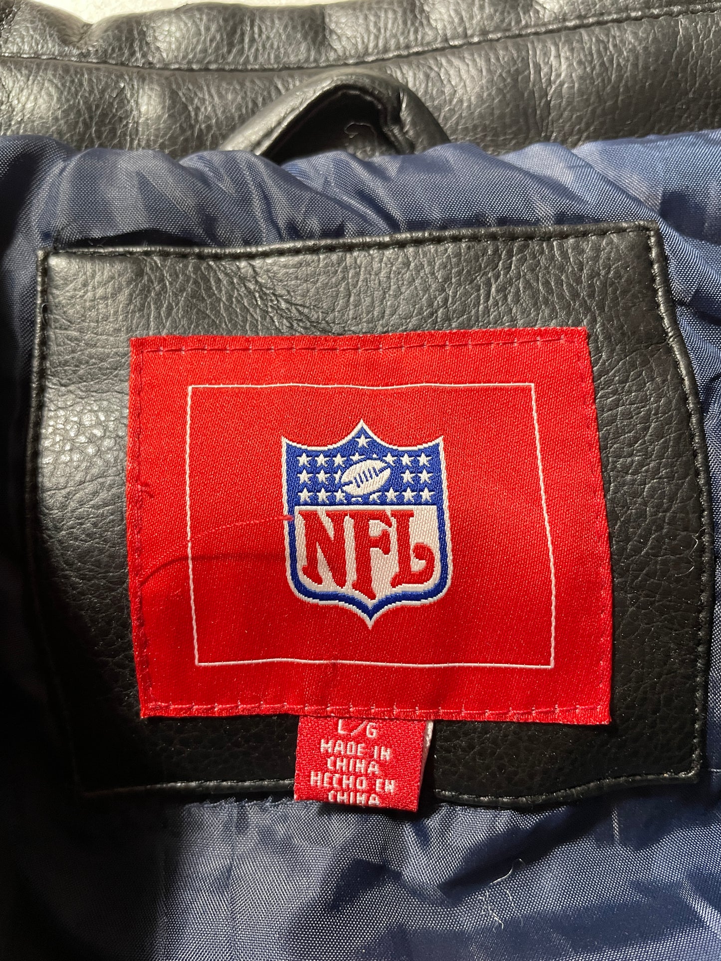 Vintage CHICAGO BEARS Size L NFL Faux Leather Jacket / F5581J