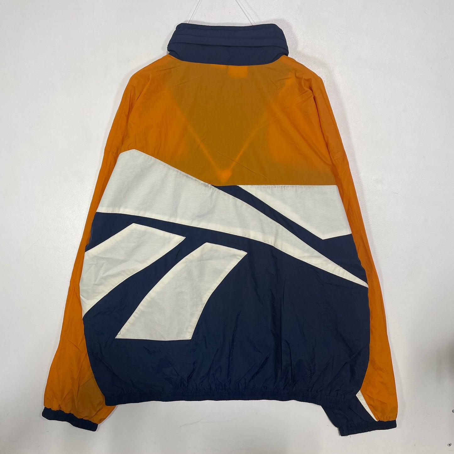 (XL) 00’ REEBOK Vintage Nylon Jacket / A1547N