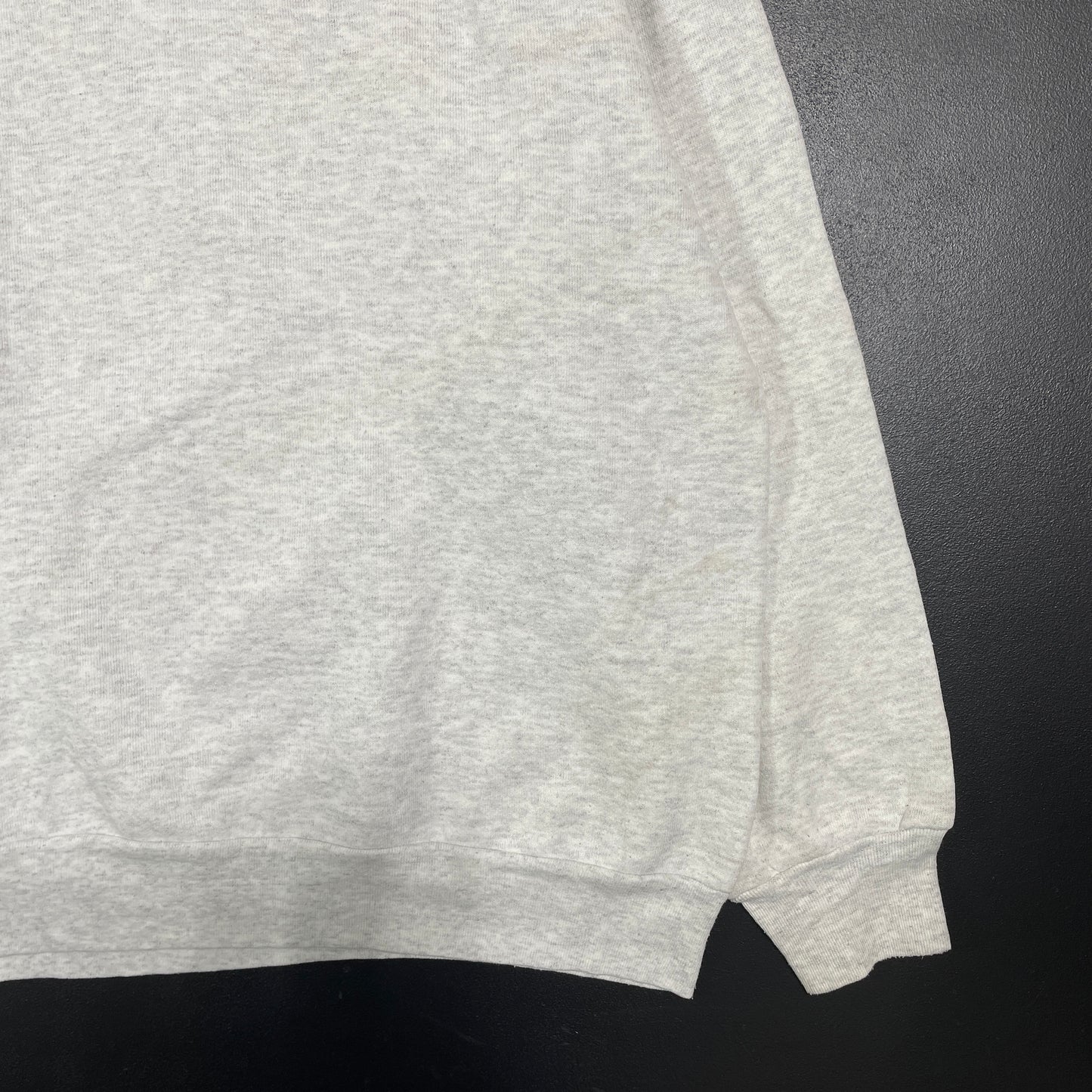 (L) 90’s DISNEY POOH Vintage Sweatshirt / A1578S