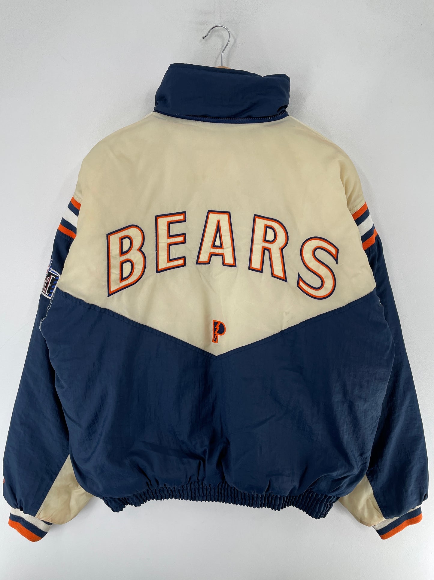 90’s CHICAGO BEARS Size L NFL Padded Nylon Jacket / F3466N