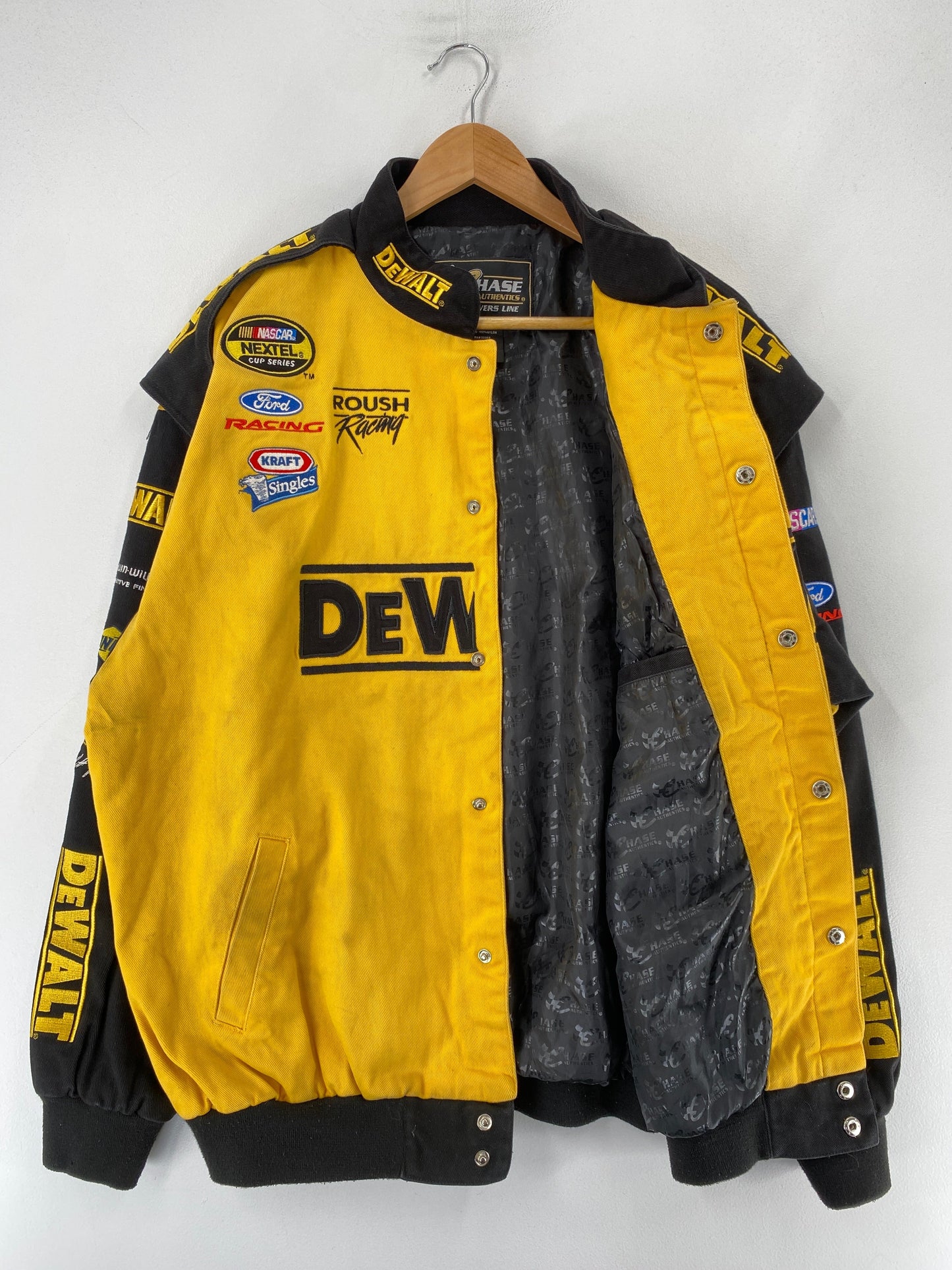 .Vintage NASCAR DEWALT Size XL Racing Jacket / F7925J