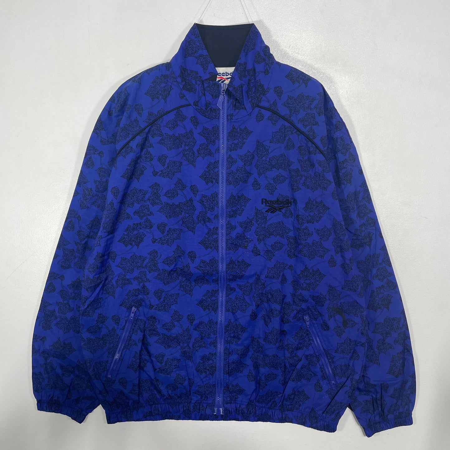 (M) 90’s REEBOK Leaf Print Vintage Nylon Jacket / A1550N