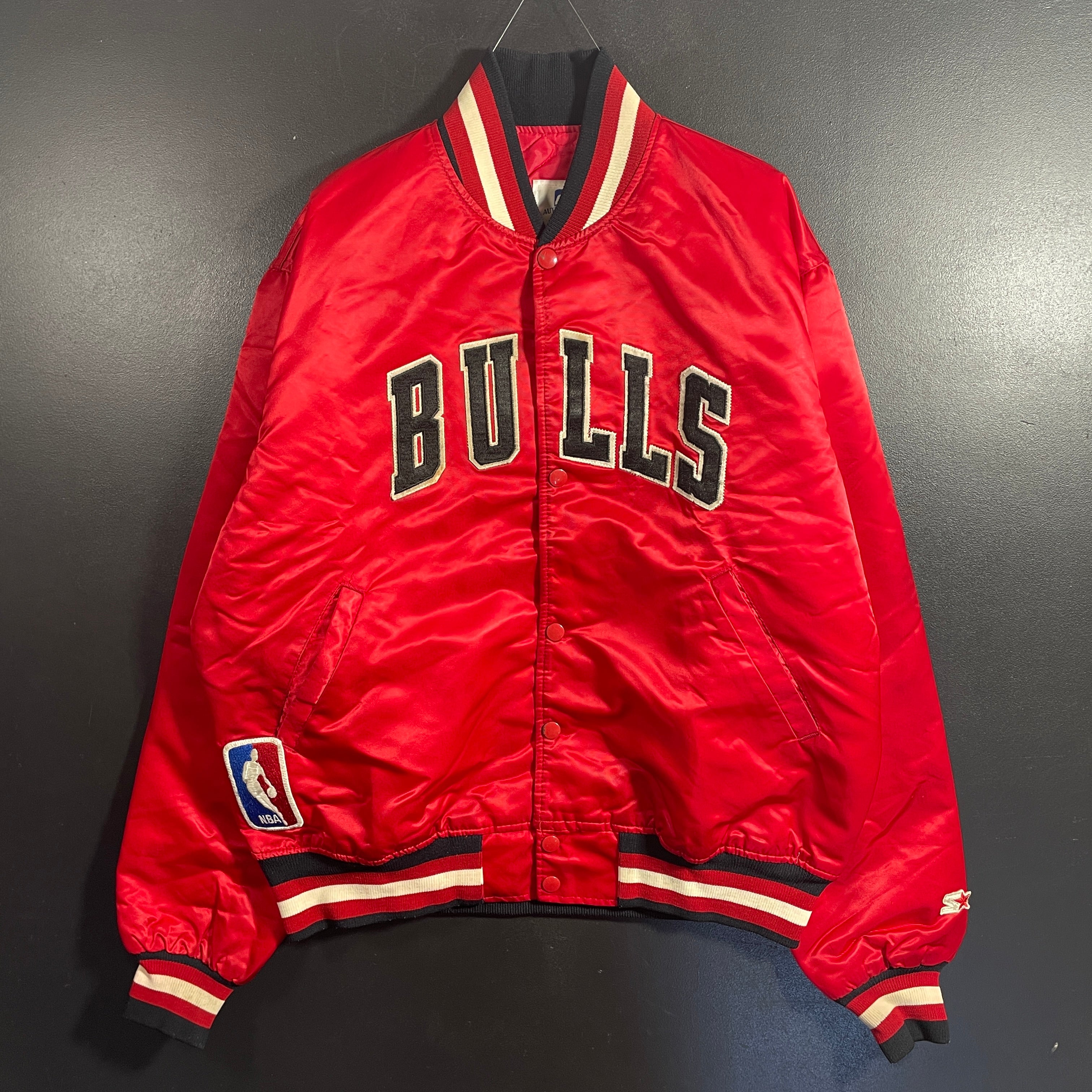 L) 90's STARTER x CHICAGO BULLS Vintage NBA Nylon Jacket