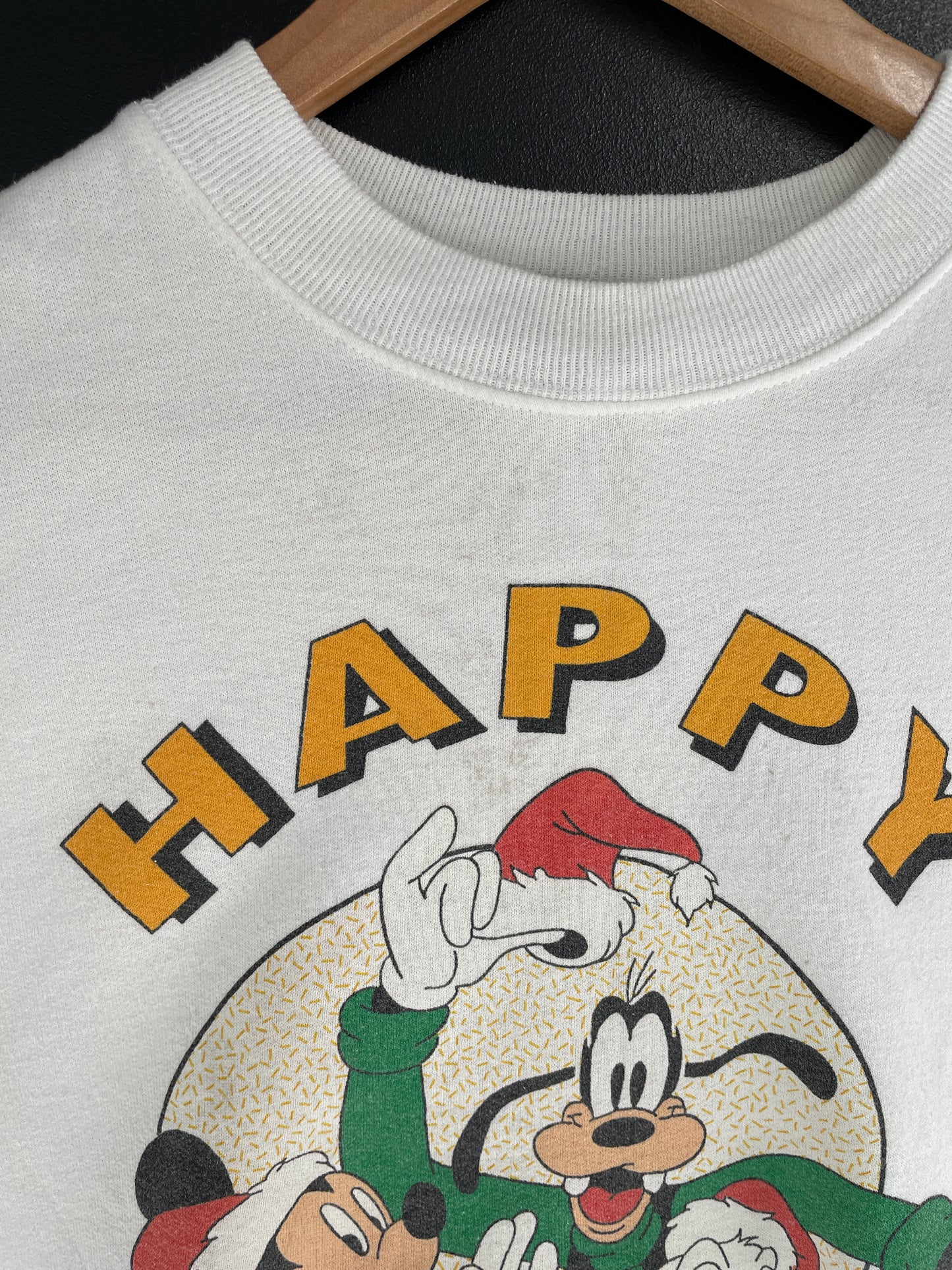 90's DISNEY MICKEY AND FRIENDS CHRISTMAS Made in USA Size L Vintage Sweat-shirt / G5196S