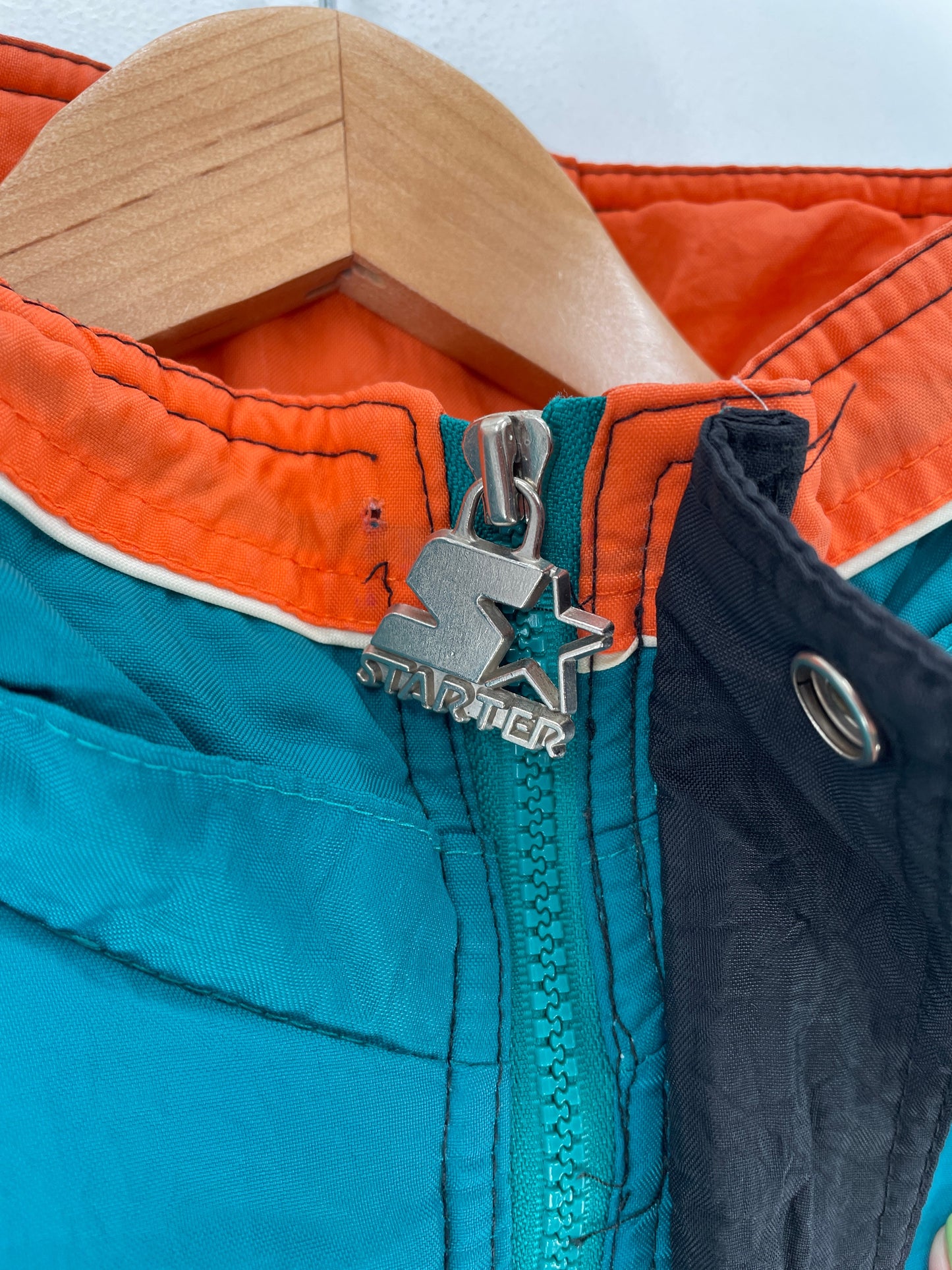 90's STARTER x MIAMI DOLPHINS Size L Vintage NFL Padded Nylon Jacket / F5864N