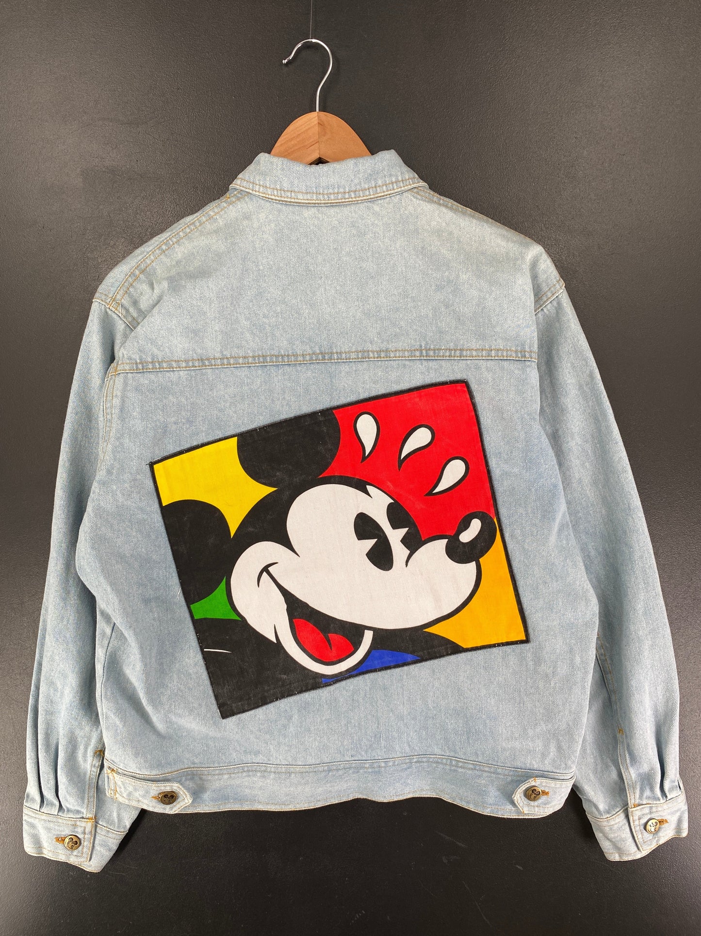 90's DISNEY MICKEY AND FRIENDS Size M Denim Jacket / G578J
