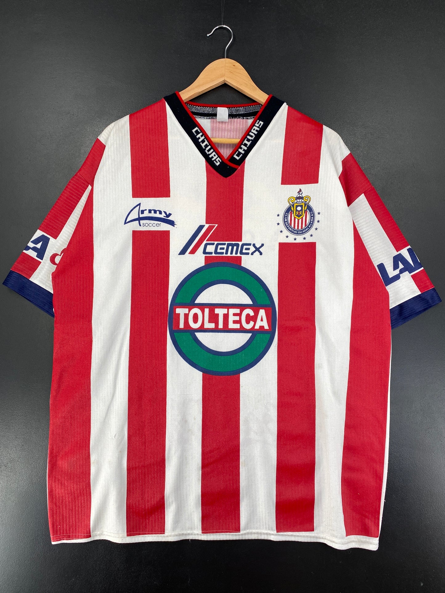 Vintage C.D. GUADALAJARA Size Approx.XL Soccer Jersey / G1778J