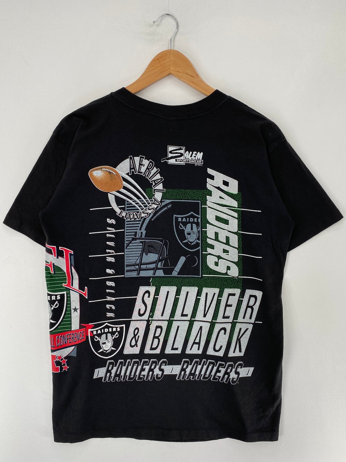 90's RAIDERS Mint Condition Made in USA Size L Vintage NFL T-Shirt / G3574T