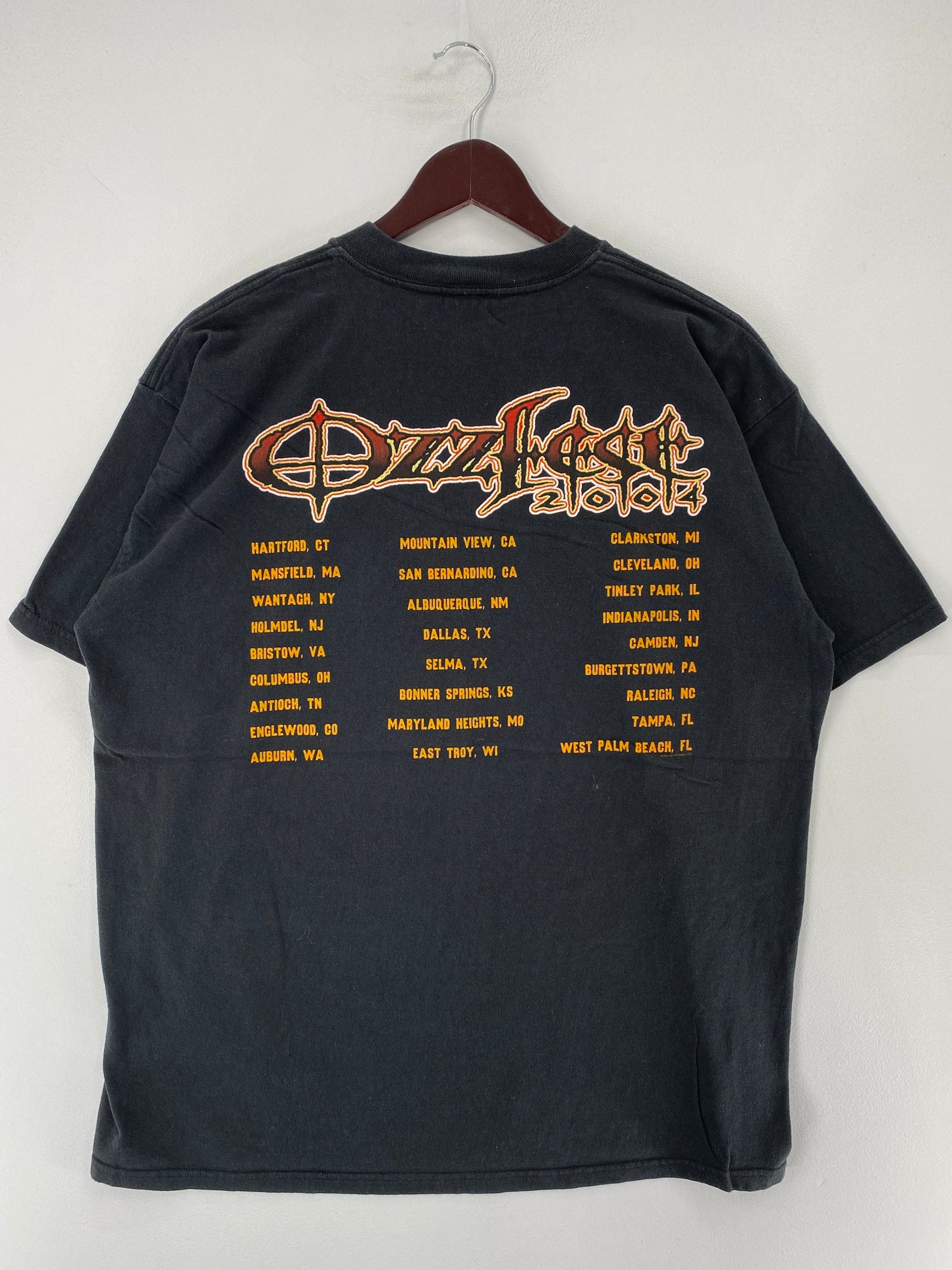 2004 OZZFEST Size XL Vintage Music Tour T-shirt / F2579T
